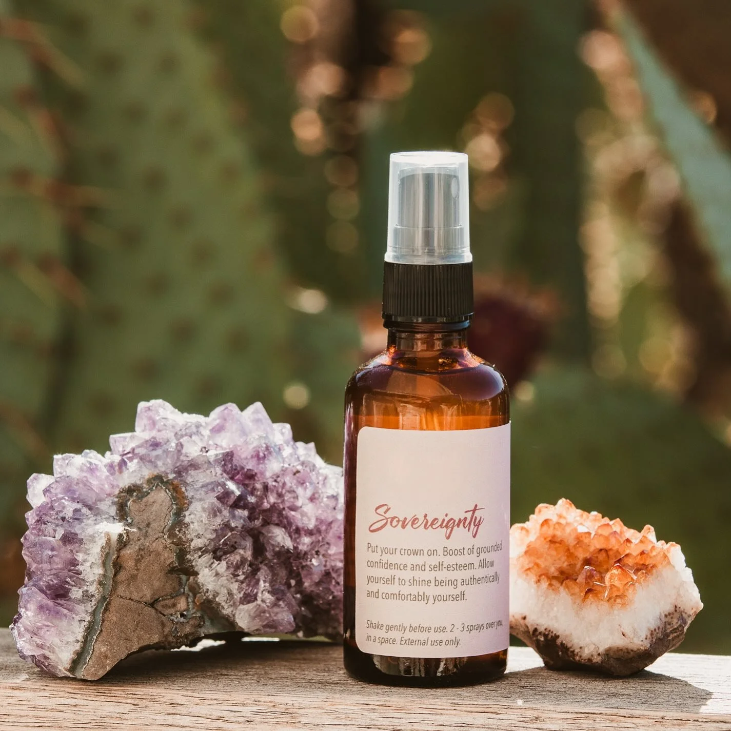 The queen.  The king.  Put that crown on, baby love.  Sovereignty might be my favorite even though calling one of Heart Held&rsquo;s sprays a favorite is kind of like picking a favorite child - every spray has a time and place.  But&hellip; Sovereign