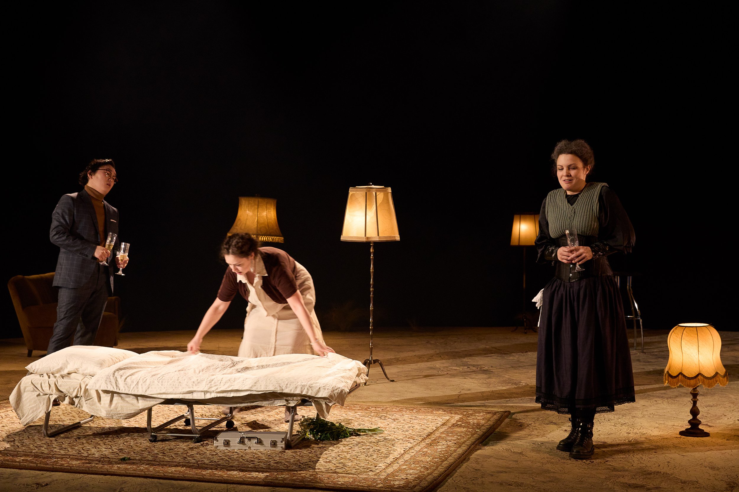 Mozarteum_Faust_Programmheftbild_JudithBuss_MG2_7239.jpg