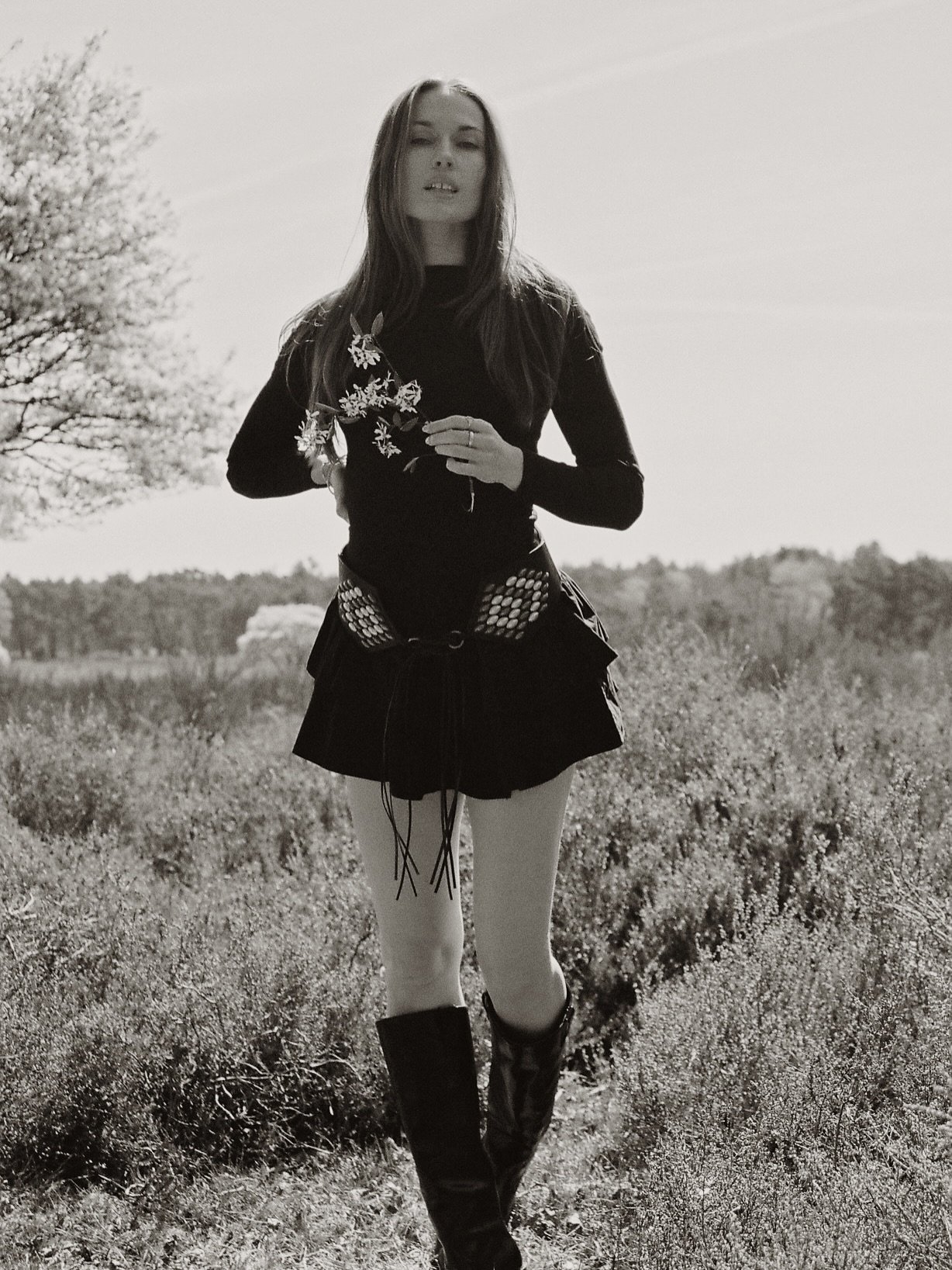 B&amp;W vs Colour | A day with dear @lentemichels in the Dutch blossom fields
