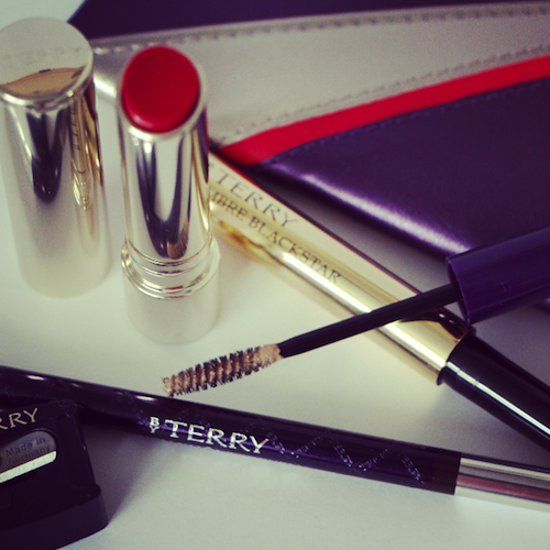 Autumn Reds, Smokey Eyes and the best Eyebrow Mascara...