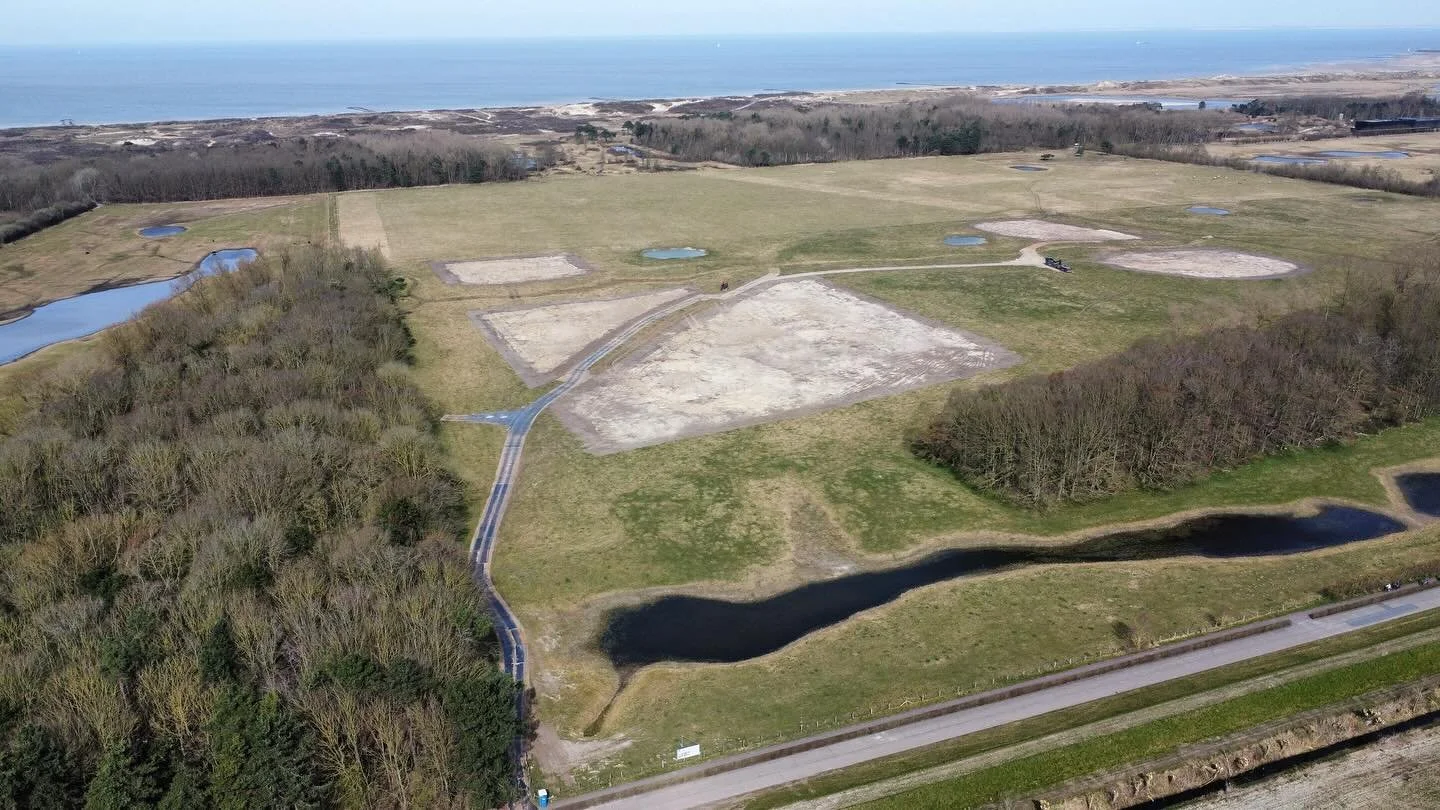 &lsquo;T Zwin deur de bjeten joagen 🐖🐽😎

#rijplaten #event #verhuur #rijplatenverhuur #staal #kunststof #verharding #werf #werfweg #evenement #tuinaanleg #landbouw #grondwerk #stalenrijplaten #kunststofrijplaten #draglineschotten #plaquesderoulage