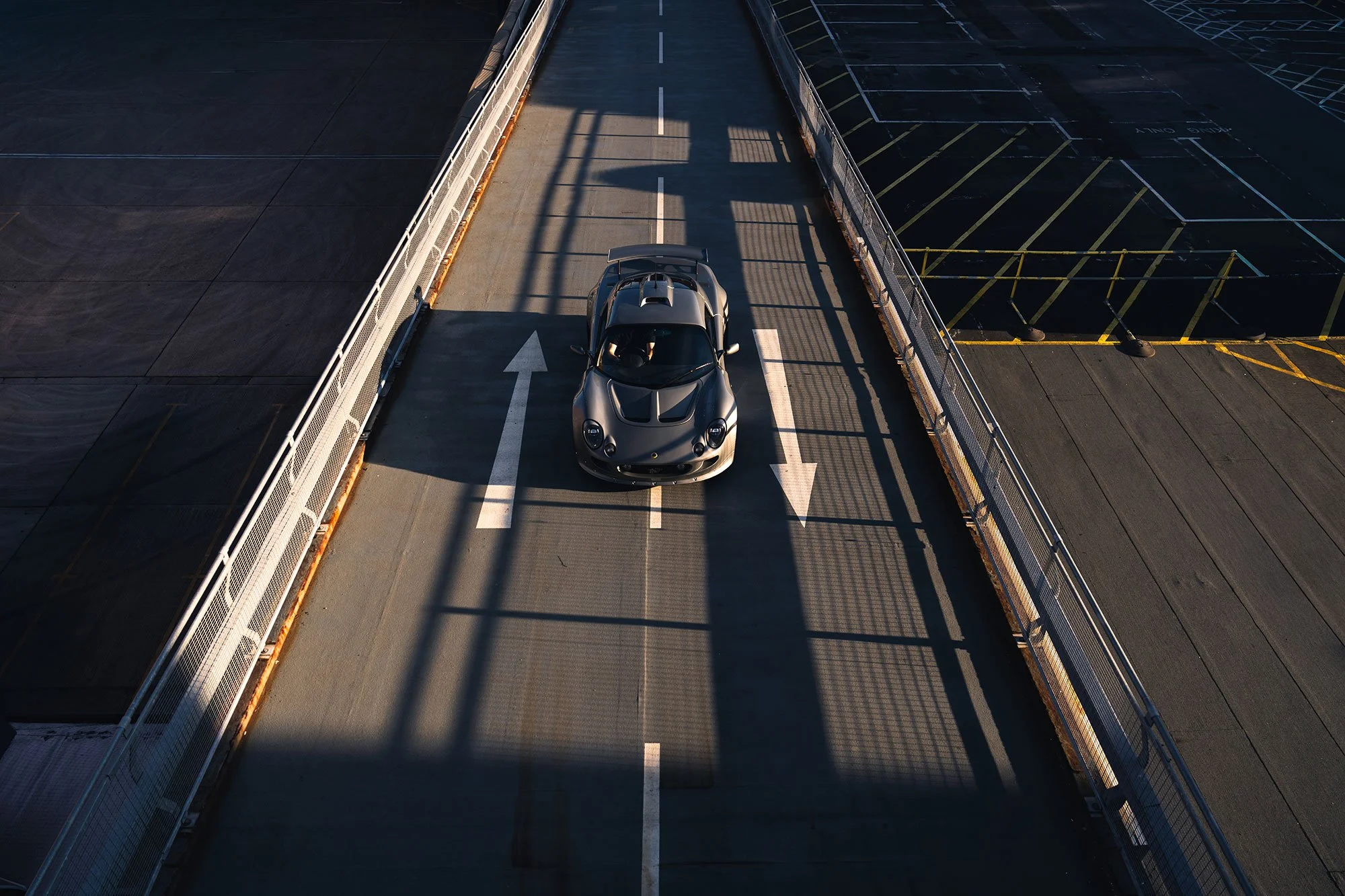 T2P_GREY_EXIGE-2.jpg