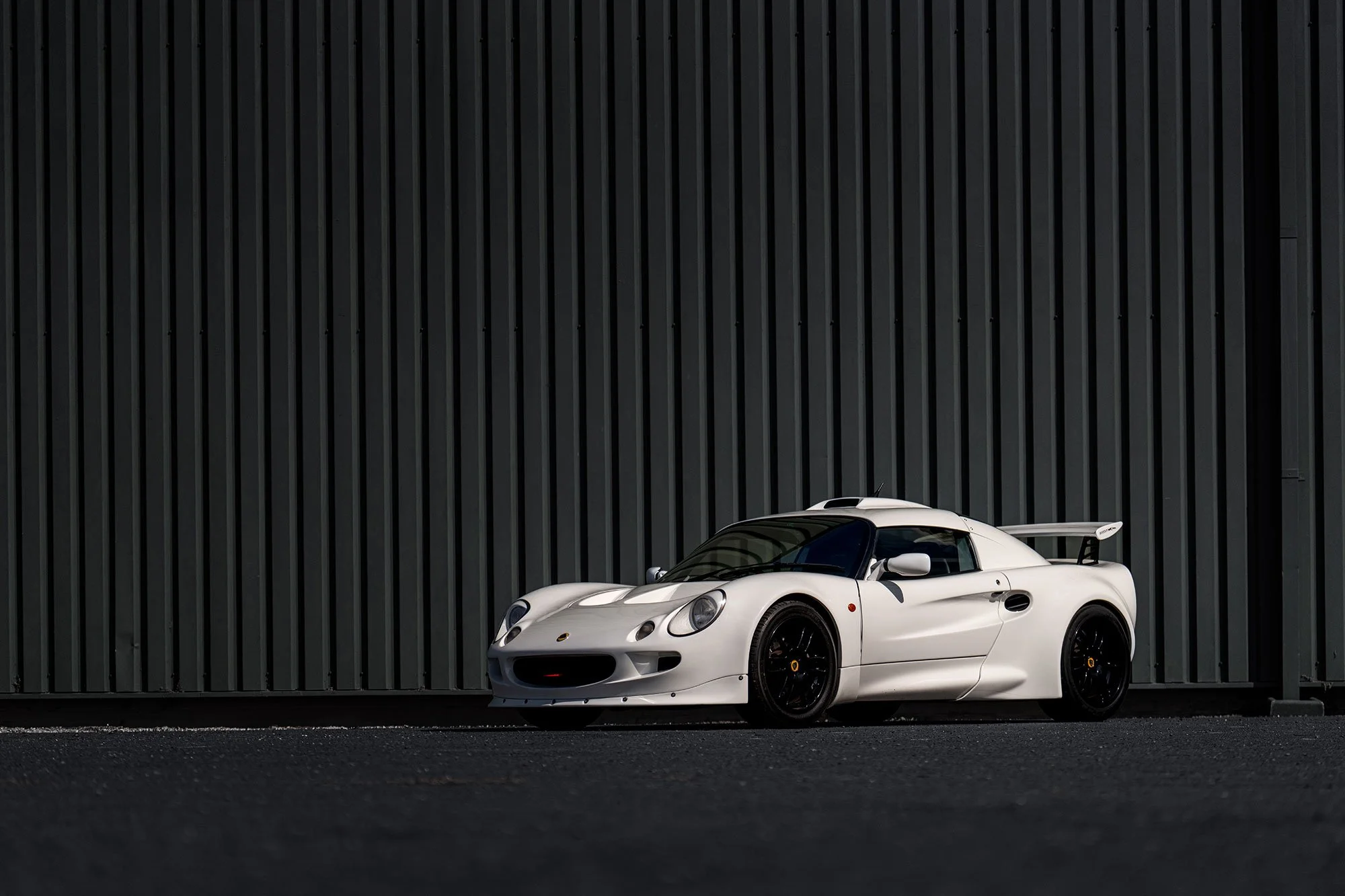 T2P_WHITE_EXIGE-20.jpg