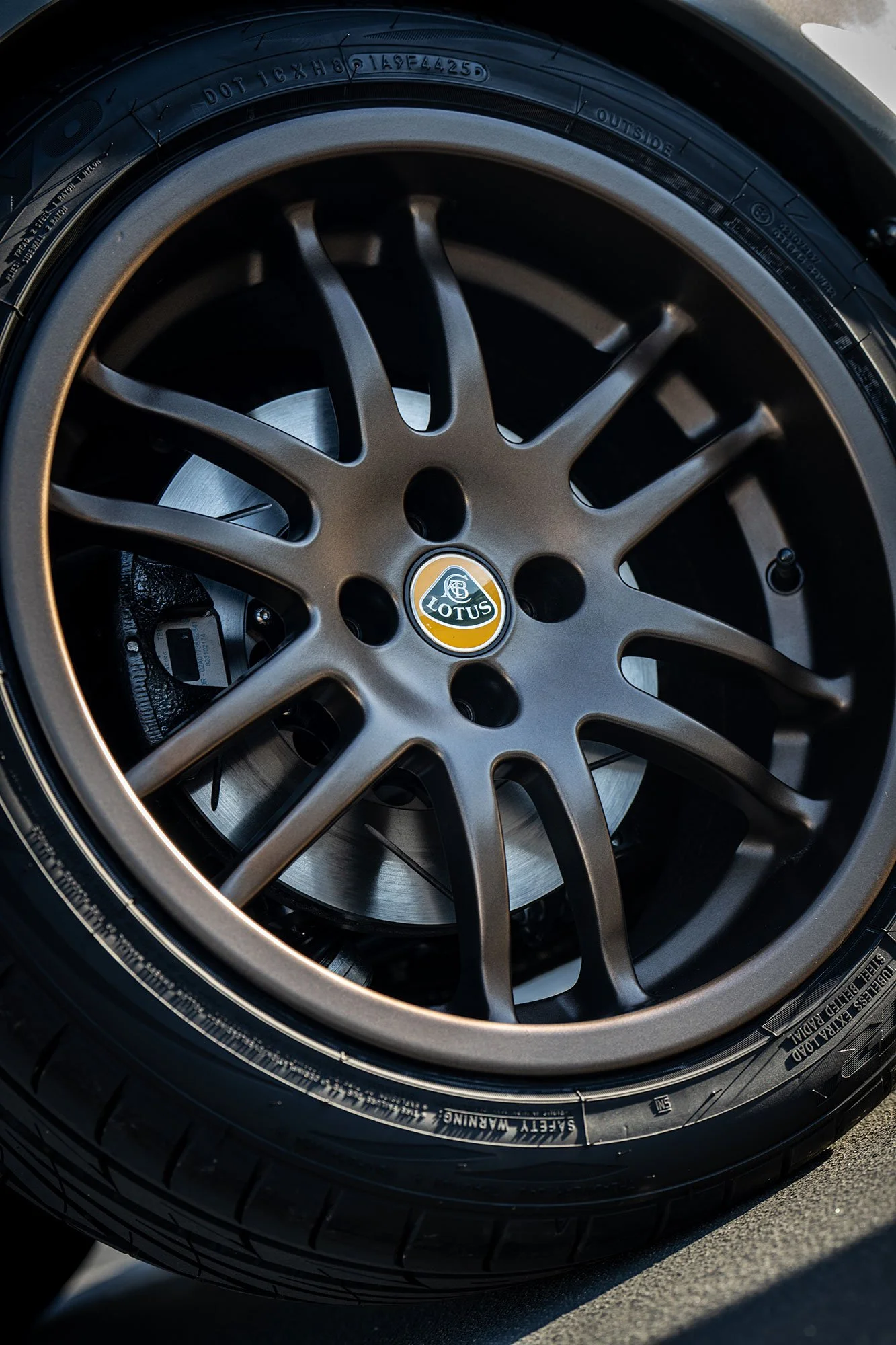 T2P_GREY_EXIGE-7.jpg
