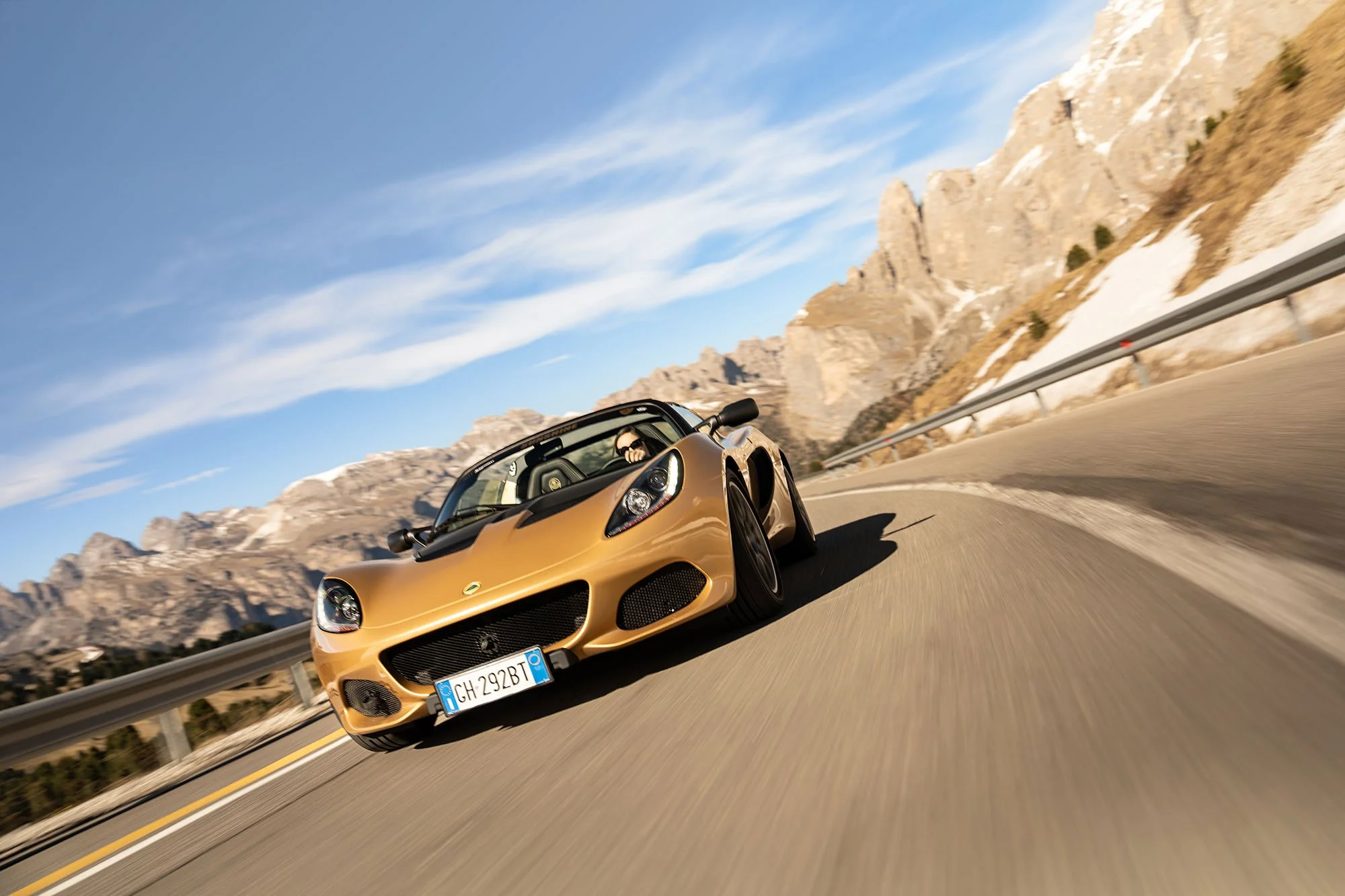 T2P_ELISA_ITALY_LOTUS-5.jpg