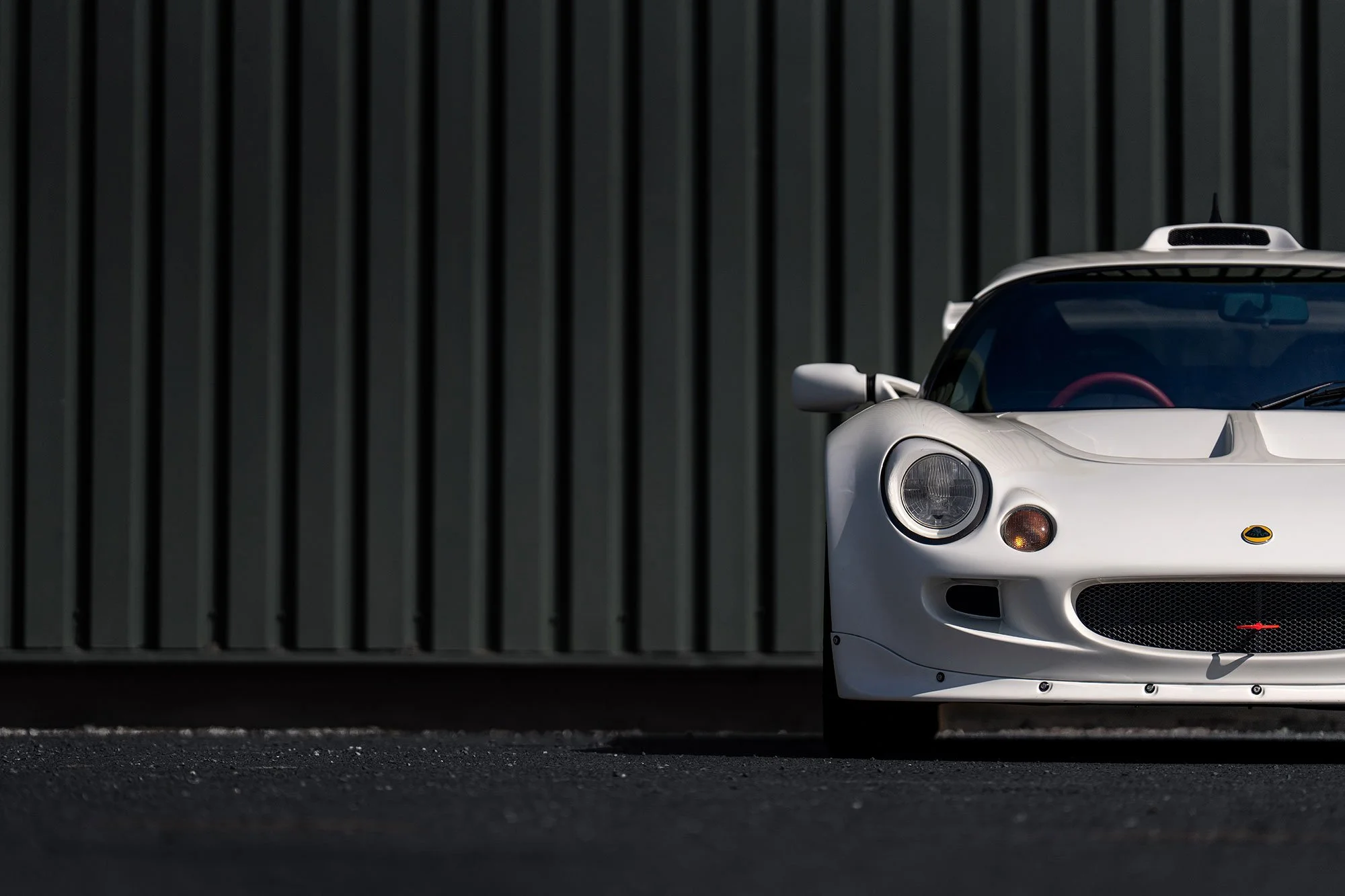 T2P_WHITE_EXIGE-22.jpg