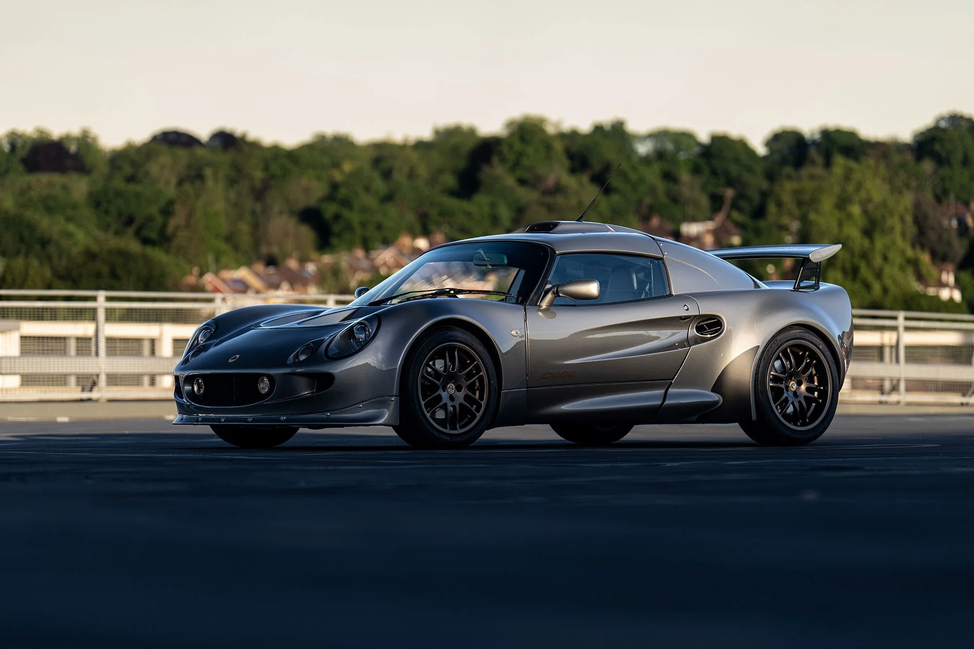 T2P_GREY_EXIGE-11.jpg