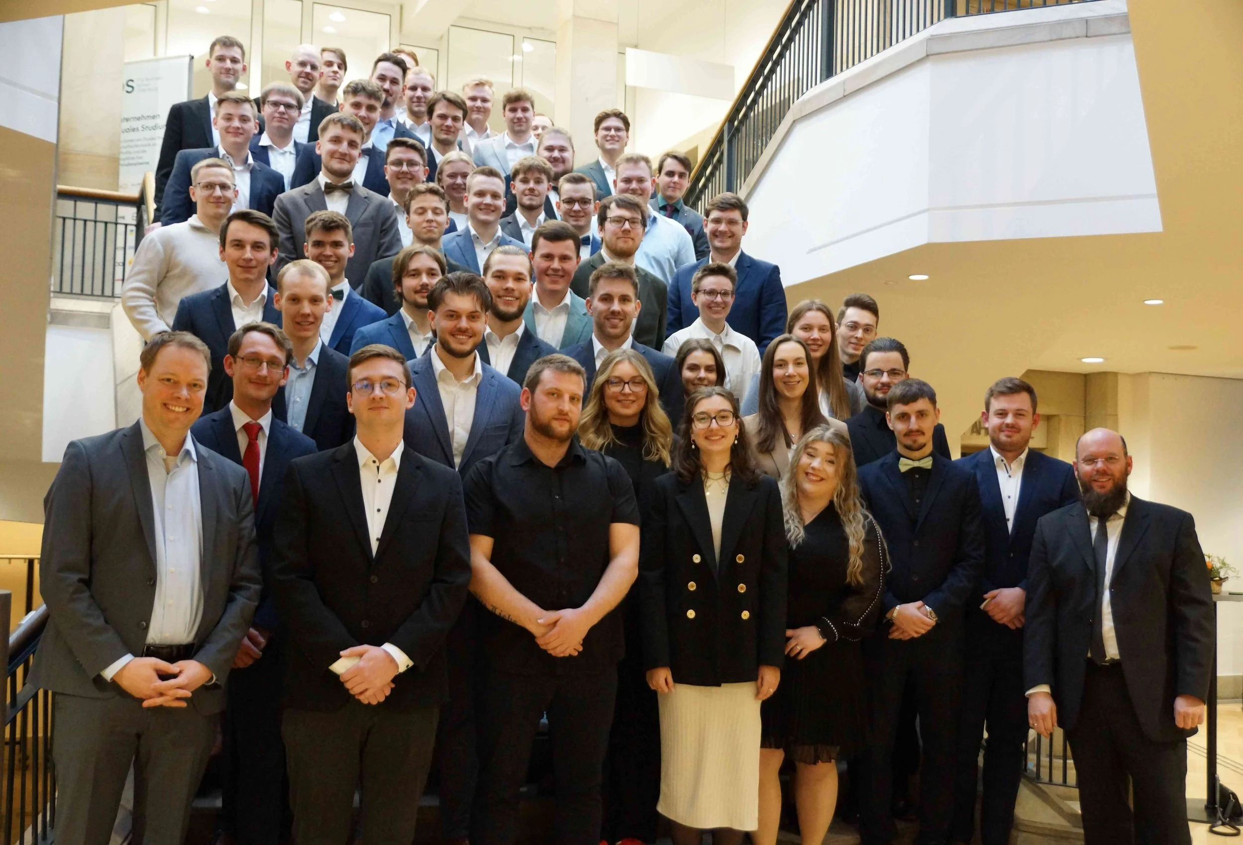 Wir gratulieren unserem Jahrgang 2022 zum Bachelorabschluss 🎓