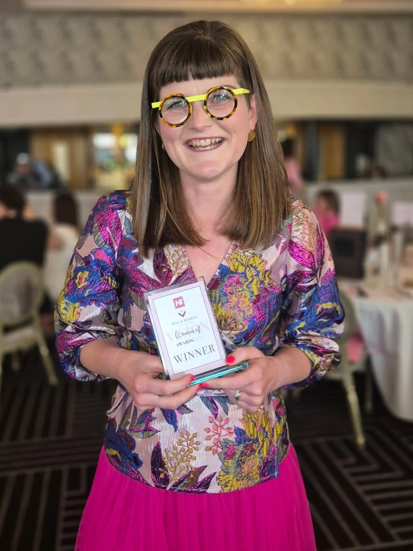I have no words...

I won 😍

This is the first award that I've won for DEFR&Eacute;IN &amp; it's so incredibly special &amp; surreal. 

I'm still in shock. 

Thank you @histyleie 💖💖💖

I grabbed the mic at the end of my interview to thank all the 