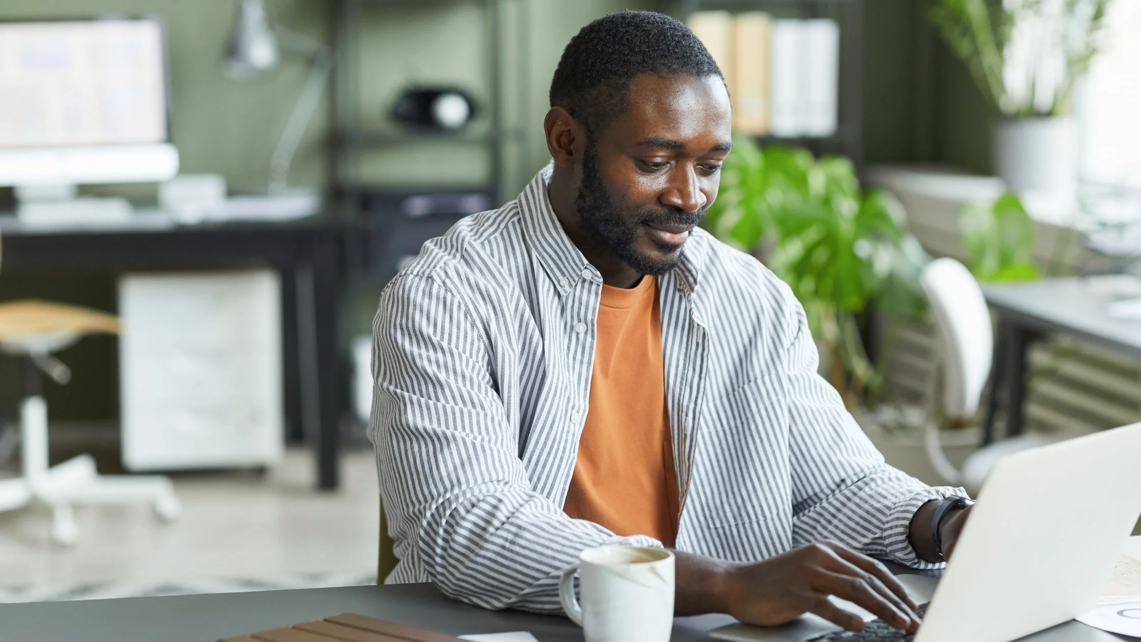 What Is the Difference Between Profit First and Traditional Cash Management?