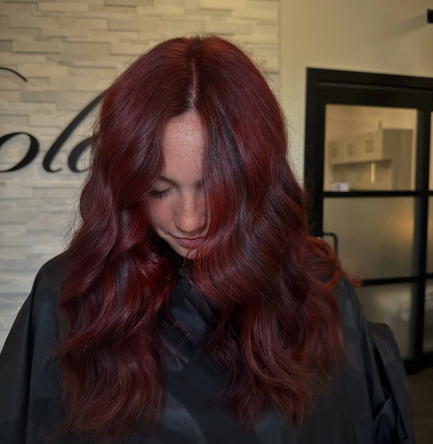 Red with a splash of black🖤🌹

#hairstylist #arizonahairstylist #colorstylist #extensionhair