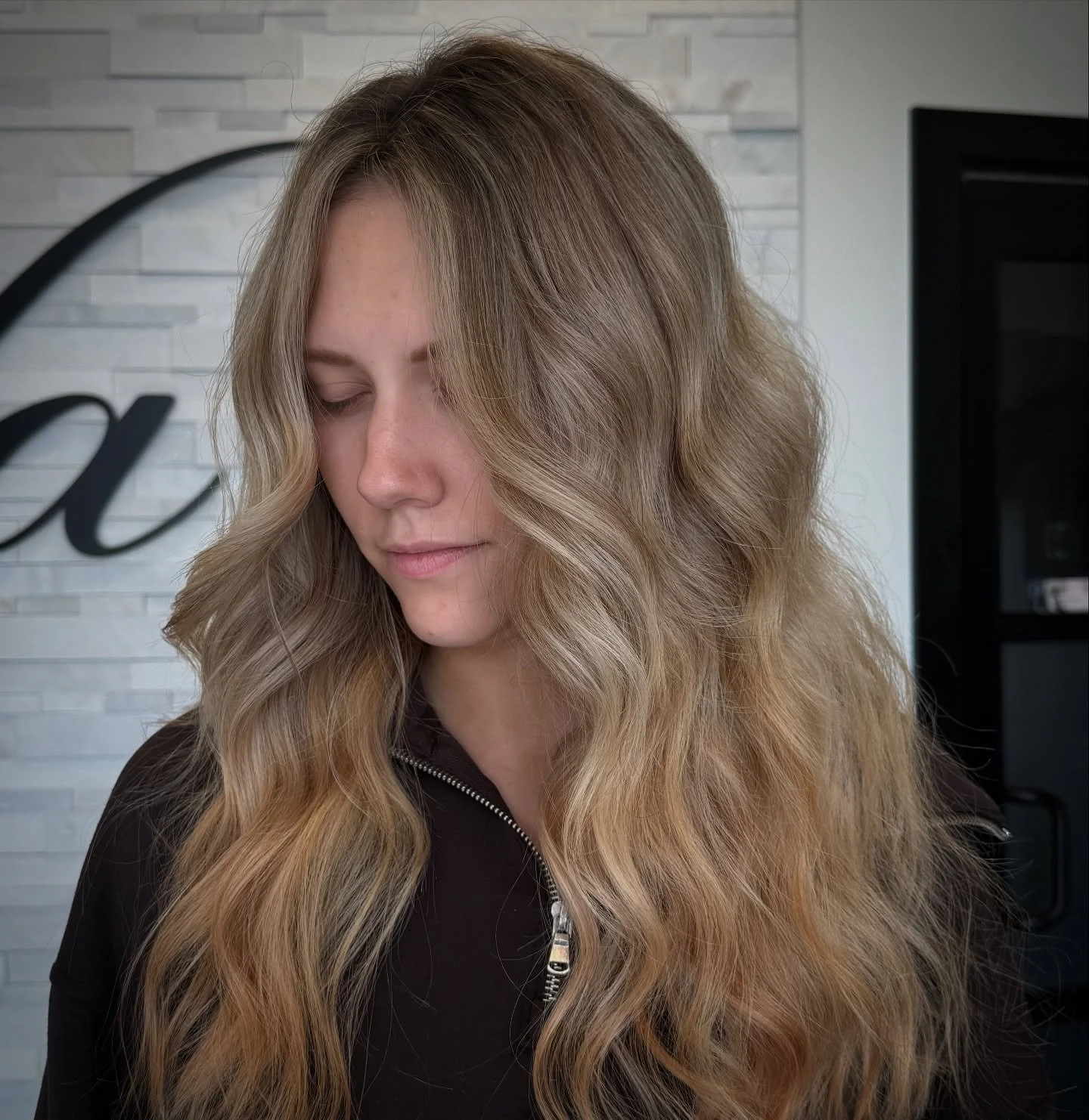 spring time ready🍓✨

#arizona #arizonahairstylist #riothairco