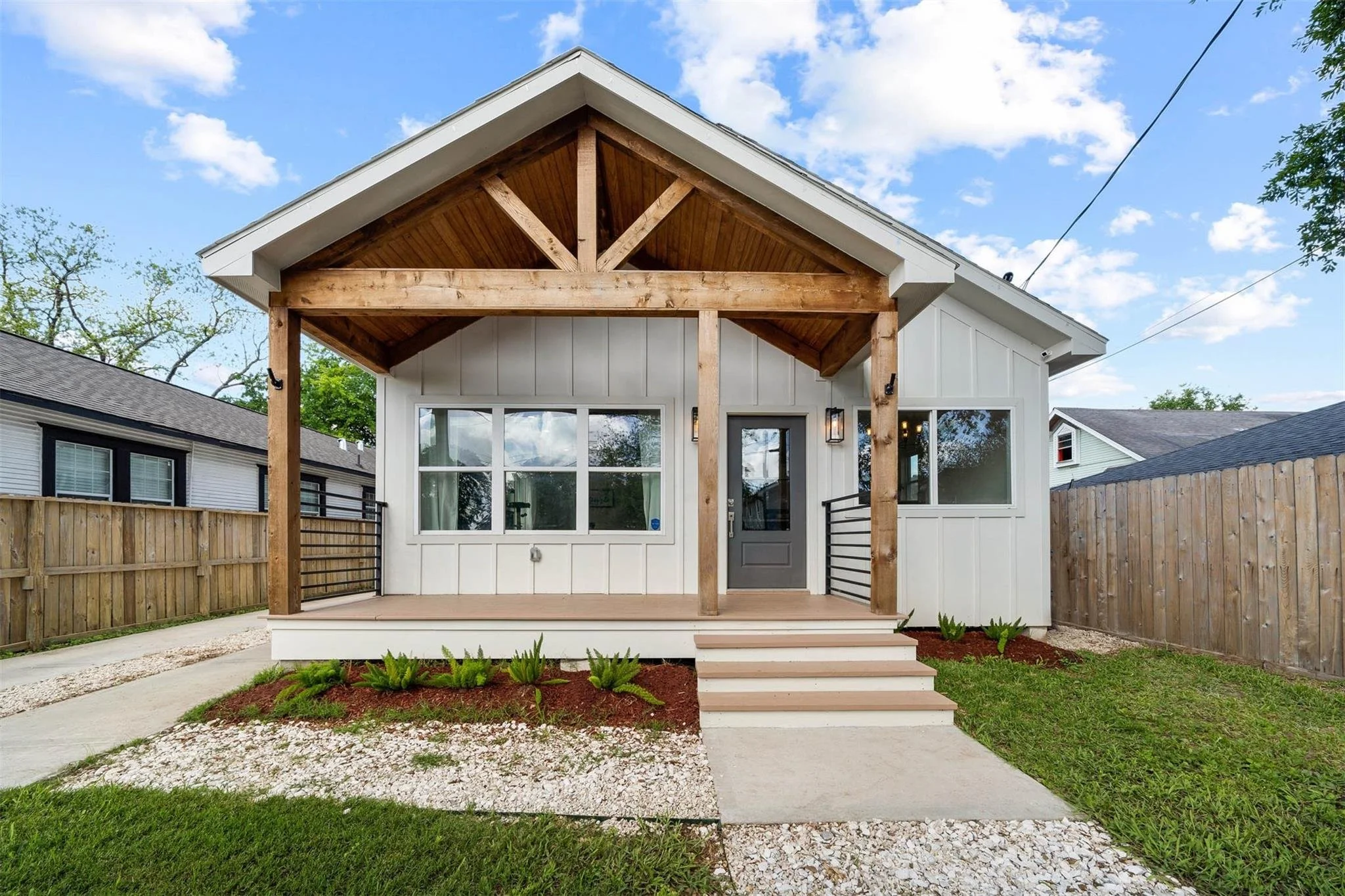 Near Northside | 2719 Reynolds