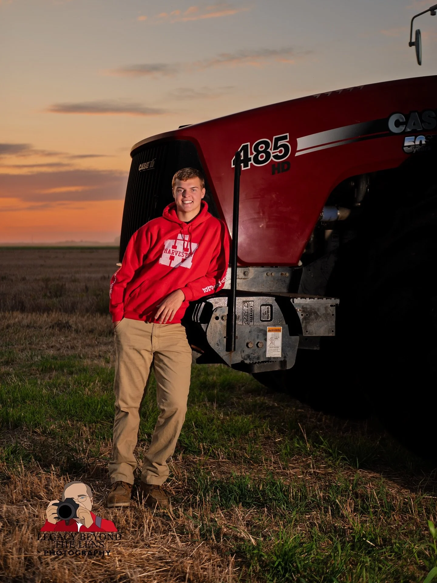 Grady Barton Class of 2026 
#godscountry❤️ #pauldingohio #pauldingcounty #pauldingpanthers #senior #seniorportraitphotographer #seniorportaits #countryside #ohiophotographer #farming #ohiofarmers #senioryearmagazine