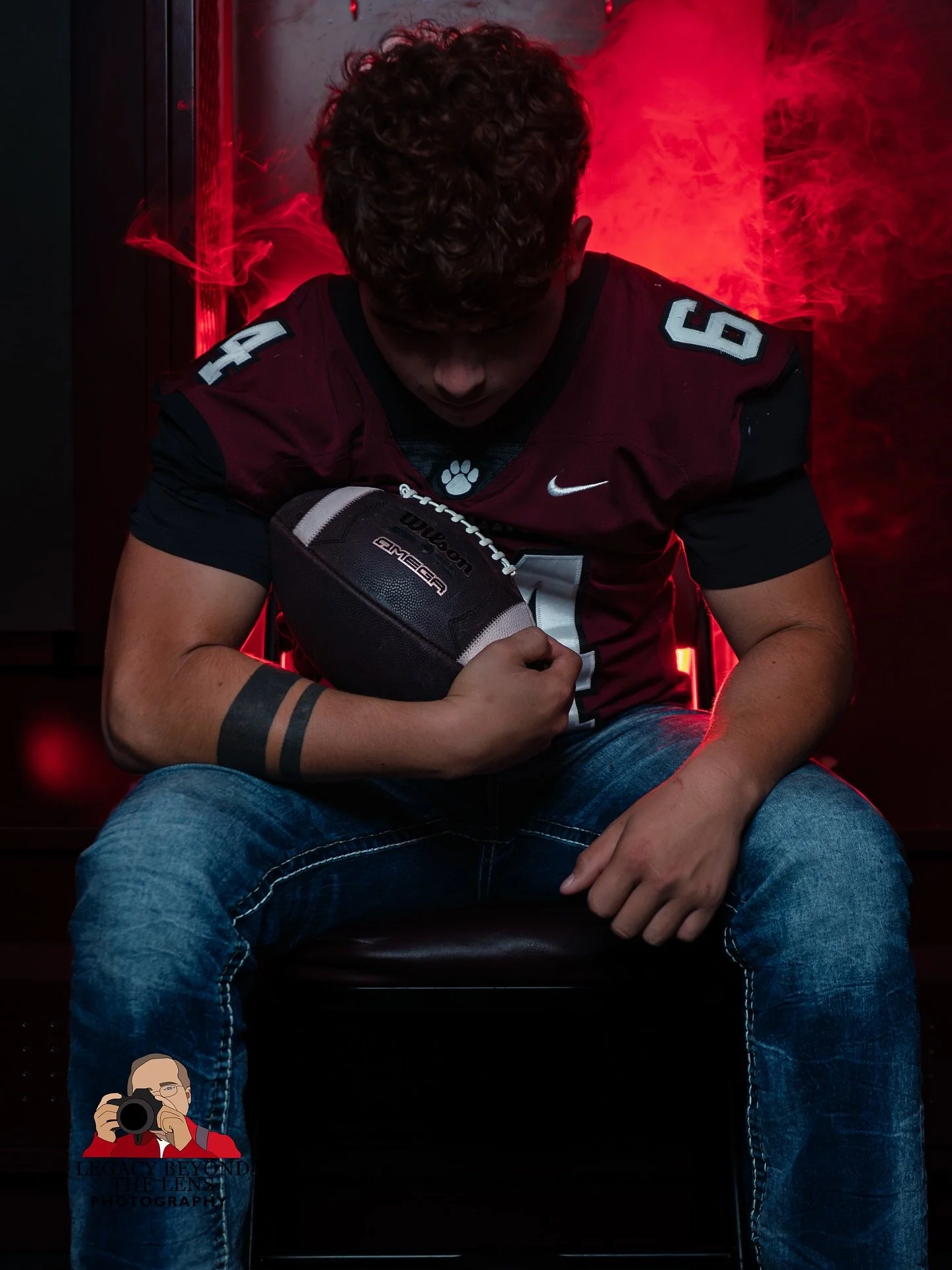 Miguel Martinez Class of 2026!!!
#senior #seniorfootball #highschool #seniorrep #seniorrepteam #classof2026 #seniorport #seniorportraitphotographer #senioryear #ohiophotography #ohiophotographer #pauldingohio #smalltownbigpride