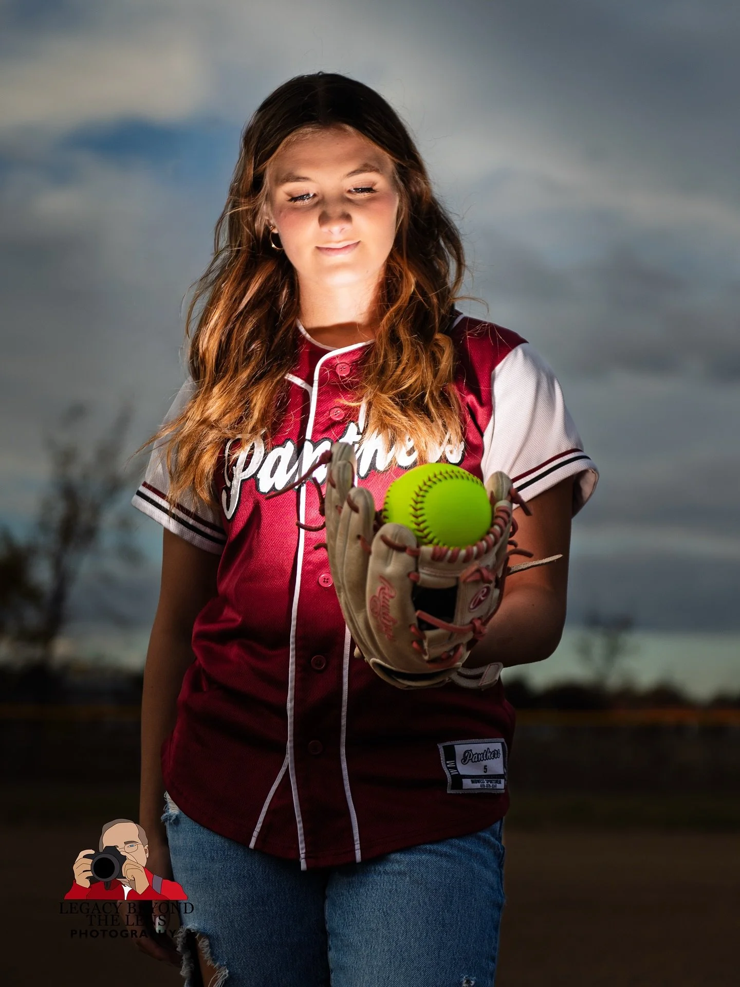 Tia Mendez Class of 2026!!!
#senior #seniorsznmagazine #senioryearmagazine #senioryear🎓 #pauldingohio #softballislife #softballsenior #classof2026 #seniorportraitphotographer #seniorportrait #seniorportraitsession #sportsportraits #pauldingohiophoto