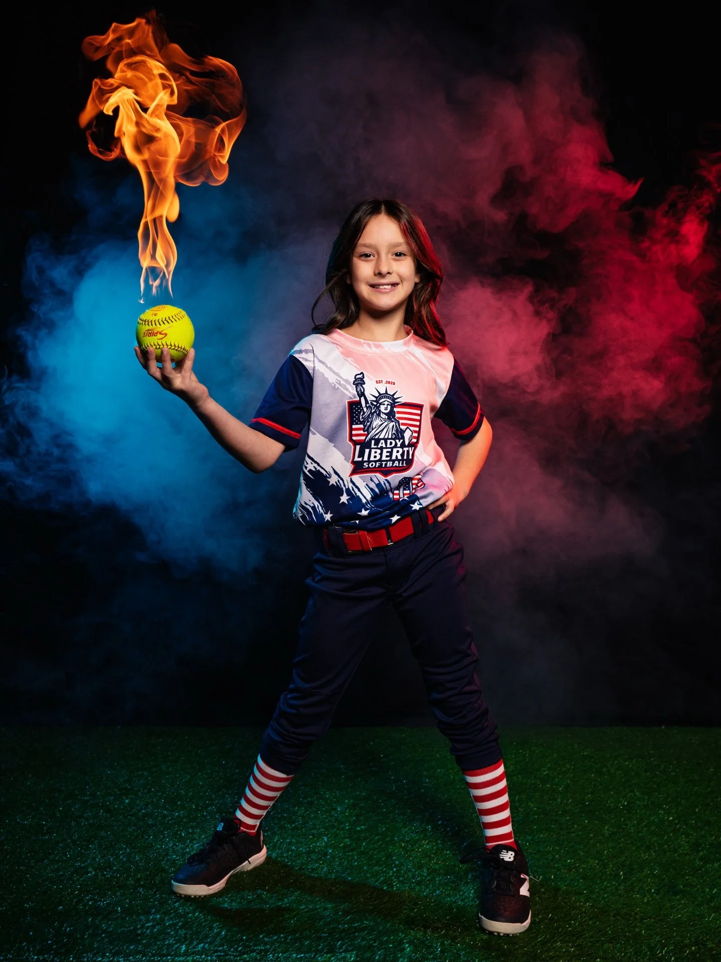 Lady Liberty Softball 10u!! 
#softball #softballislife #travelball #ohiosoftball #sportsphotography🏈🏀⚽️⚾️🏐 #sportsphotographer📸 #firephotography #studıoshoot #firesoftball #ohiosportsphotographer #photography #photoofday #instagramsoftball #espn 