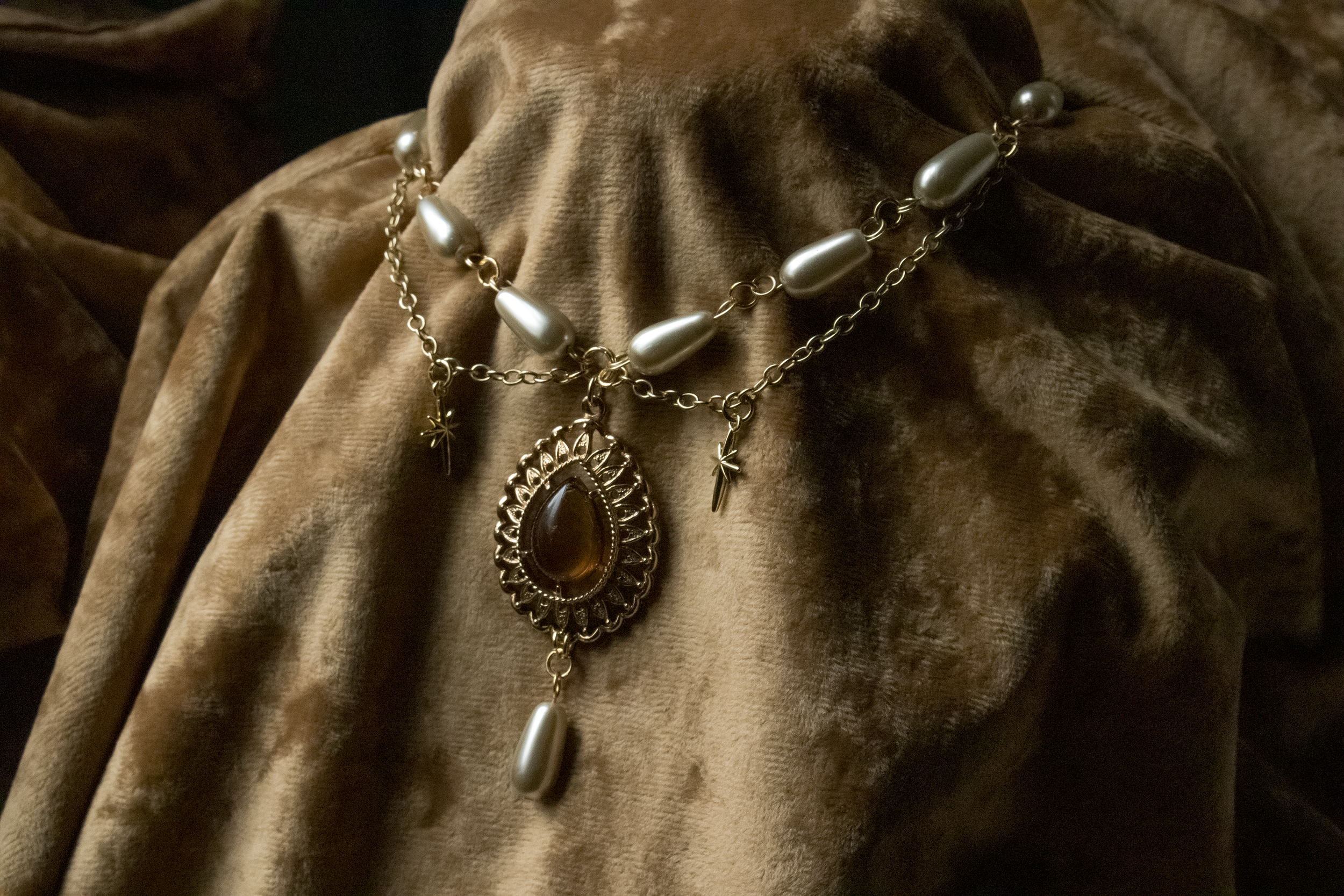 Demeter Necklace 2 small.png