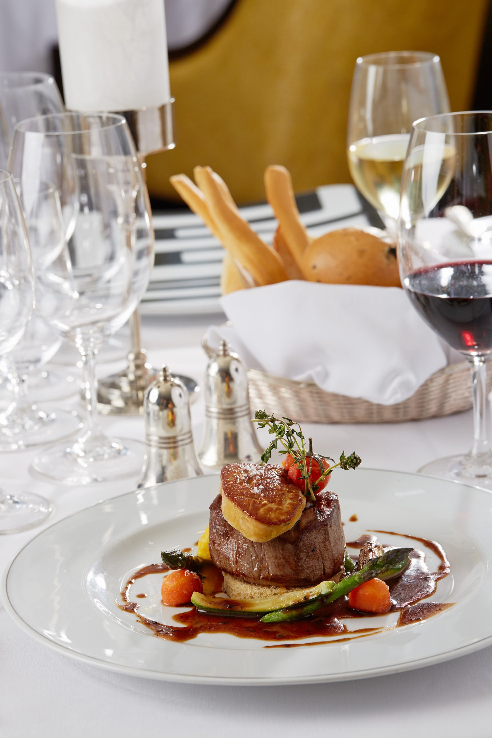 Steak_Plate_Regent_0514_STARS_0745.jpg