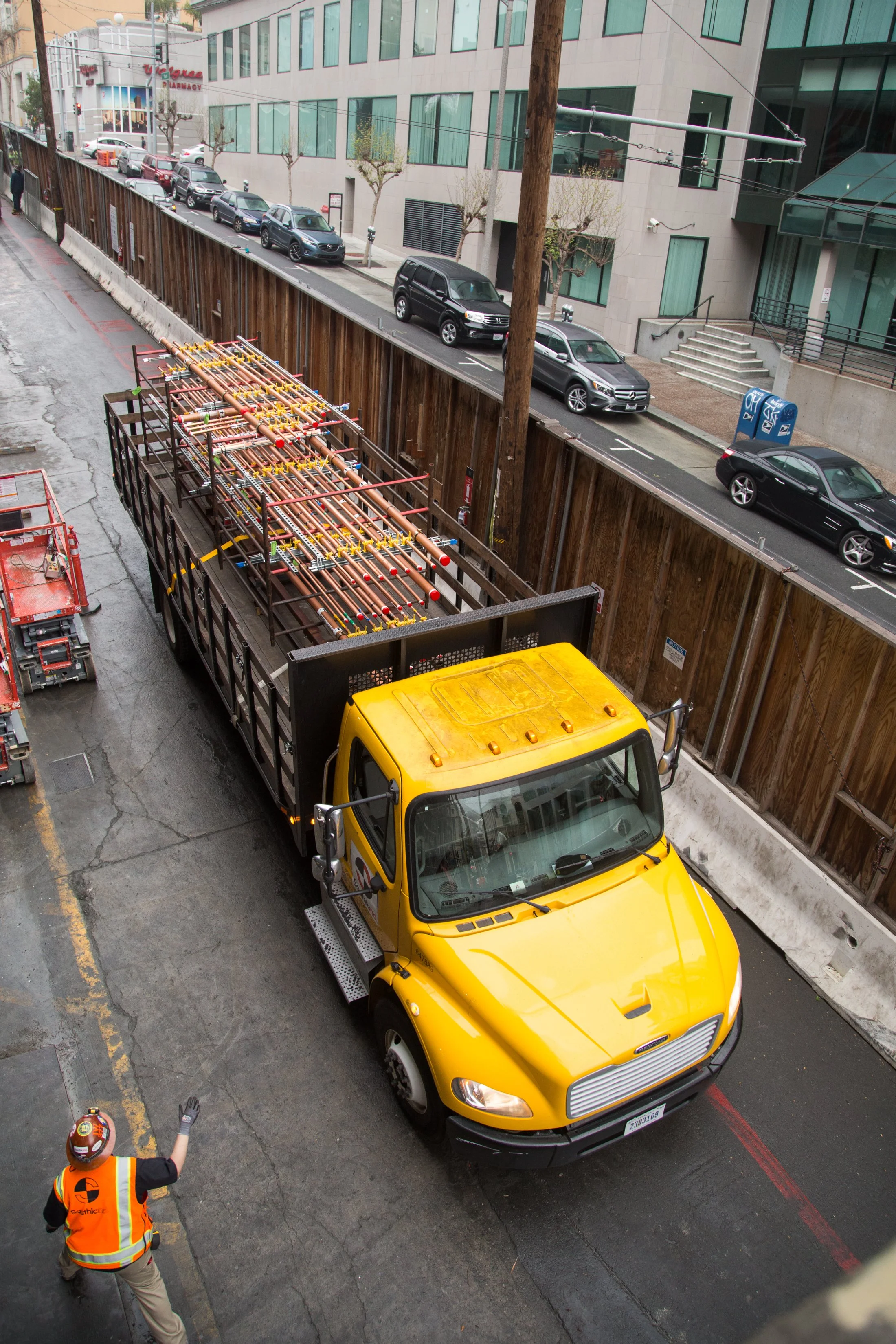 kelly woggon - 20160304-VNGC-Exterior-North-Delivery-Mod-012.jpg