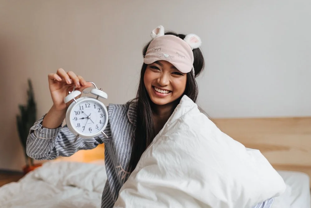 How to Regulate Your Sleep Cycle: A Science-Backed Practical Guide