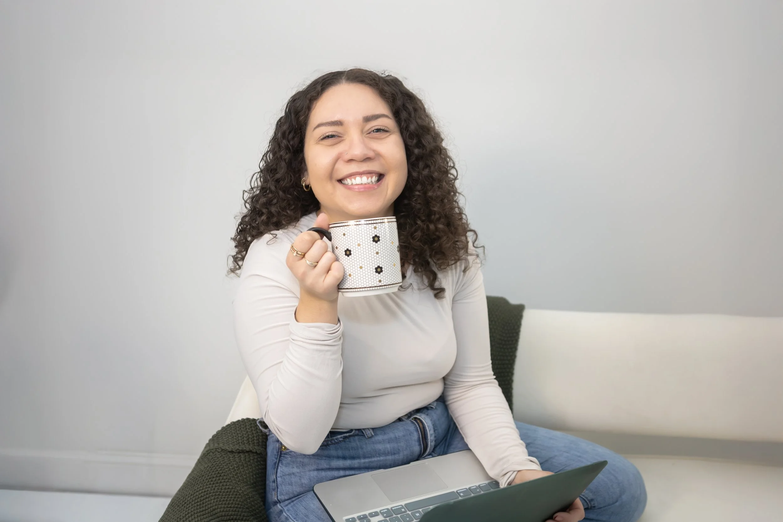 Relationship therapist offering virtual services in NJ