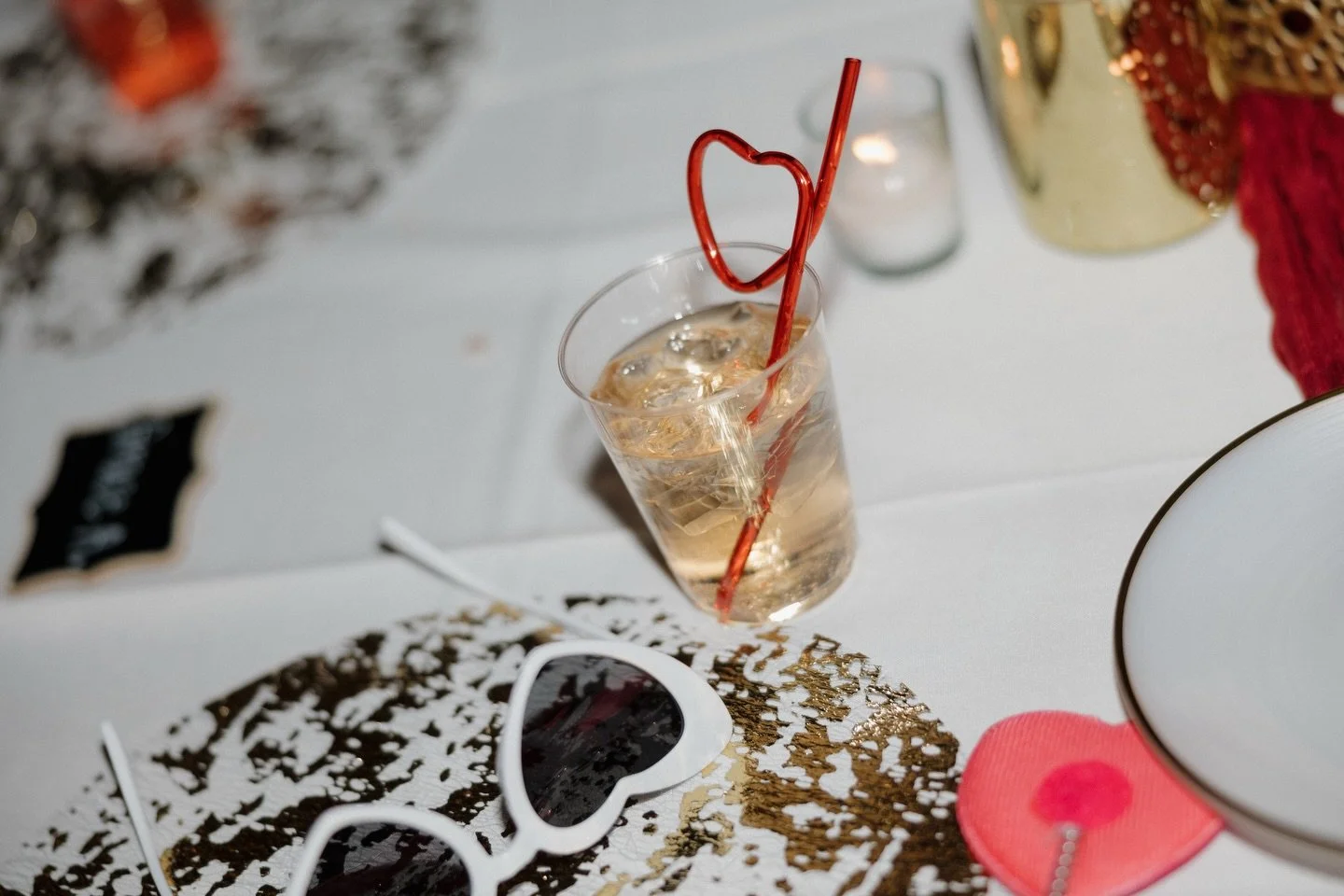 Happy Valentine&rsquo;s Day from your wedding besties🤍💍
Wishing you a day full of love, laughter, and a little champagne sparkle ✨

📸: @vandystudiosphoto