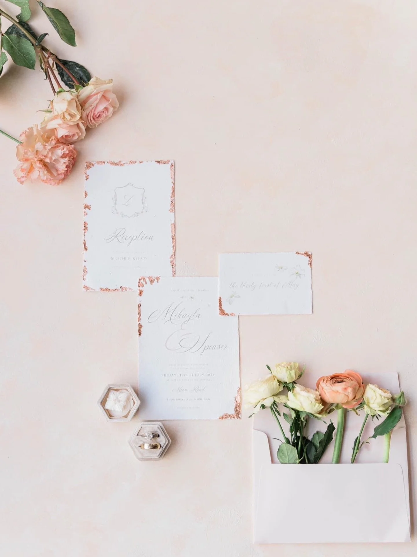 Attention June Couples:
💌This is your PSA to send out your wedding invitations! 

🗓️ It will give your guests 30 days to respond, you 30 days to track down the slackers and still have plenty of time to communicate final numbers to your vendors! 

?