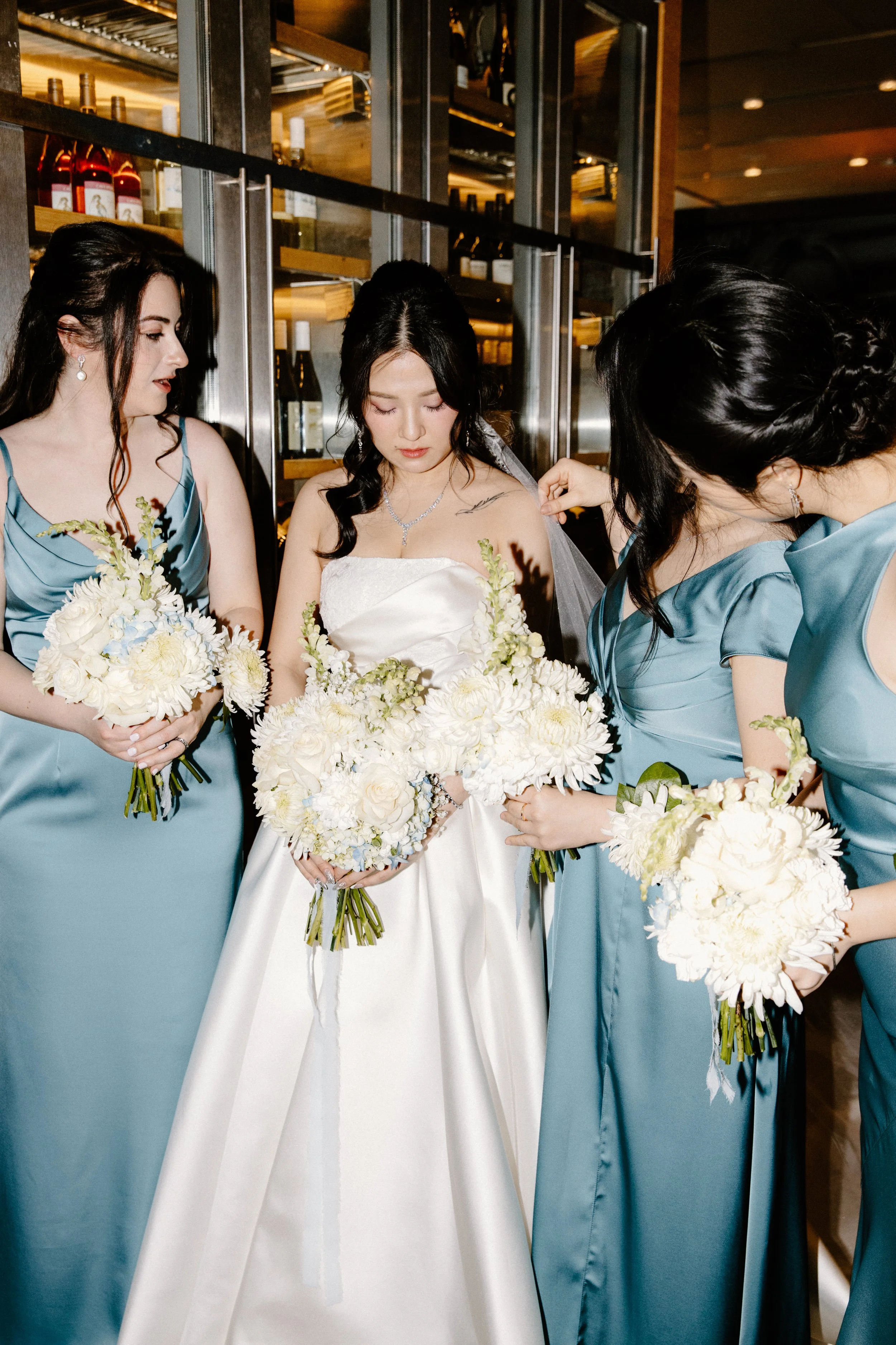 SpringMorrisPhoto_CINDYxCONNOR_1.CindyGettingReady-97-1019.jpg