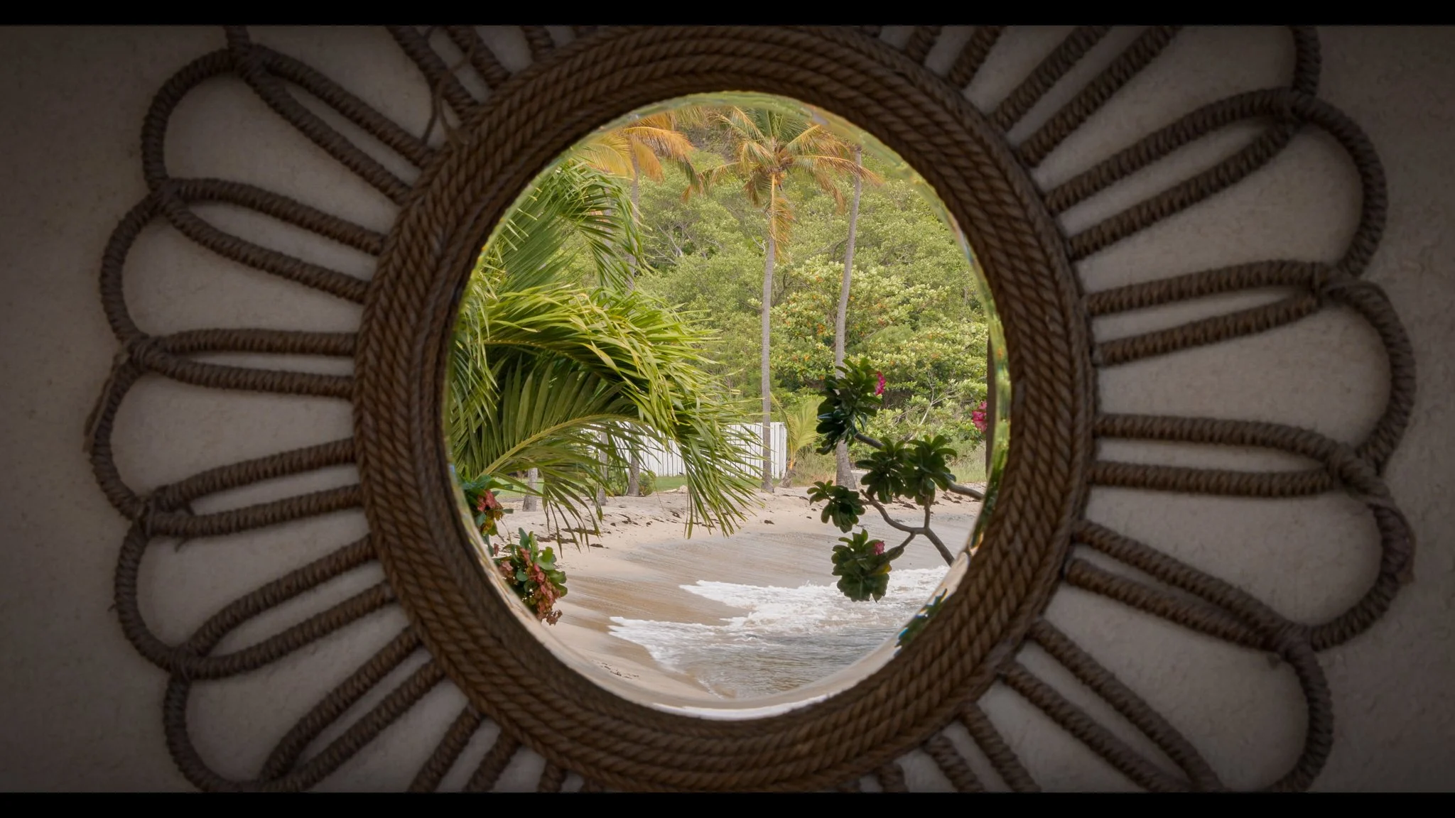 Still 2025-10-27 180528_1.55.1.jpg