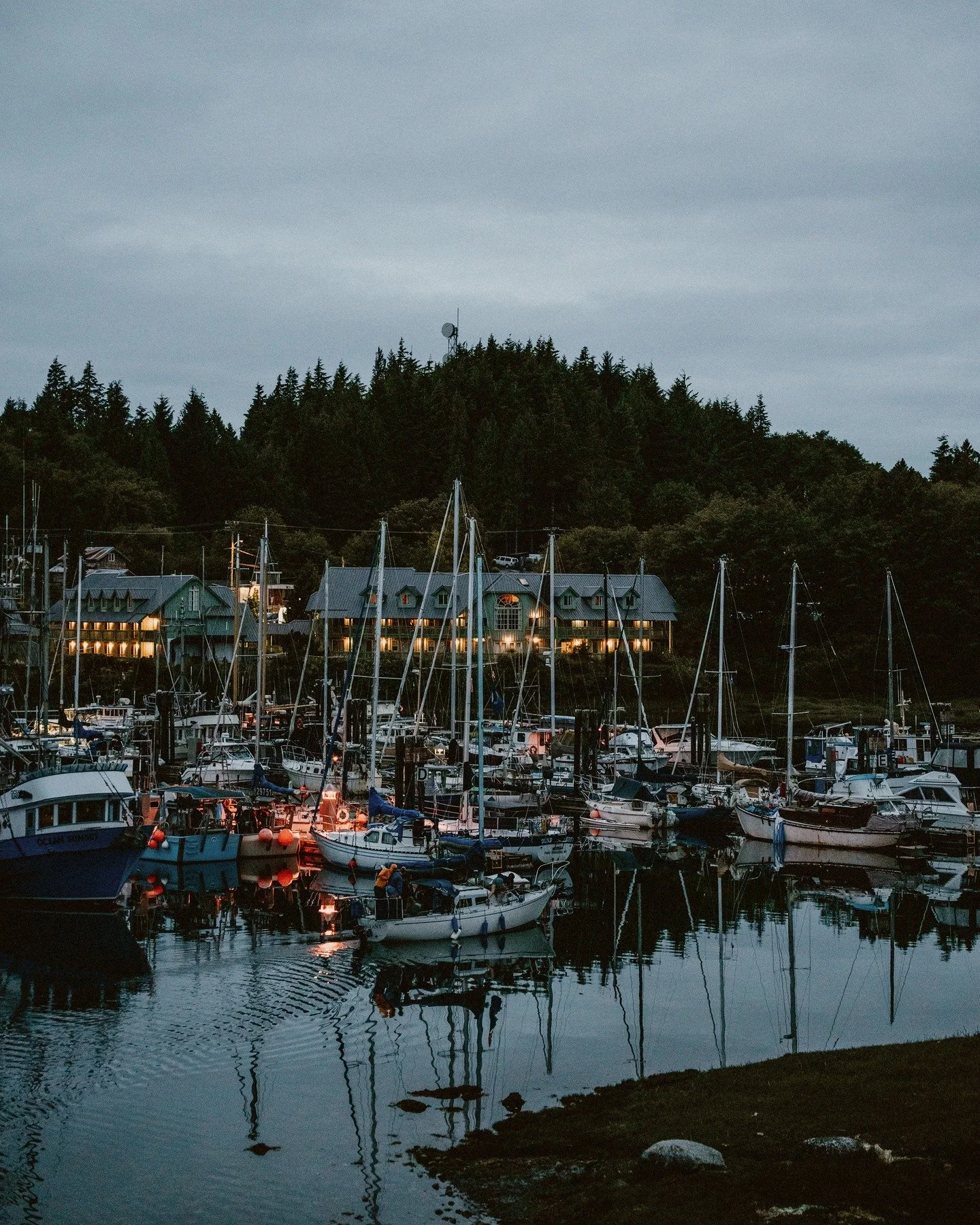 📍Ucluelet, BC

The west coast is calling my name. Last year we pulled the kids from school a week early and spent the first part of summer holidays exploring the island (and doing a little photography work along the way). This little hotel/vacation 