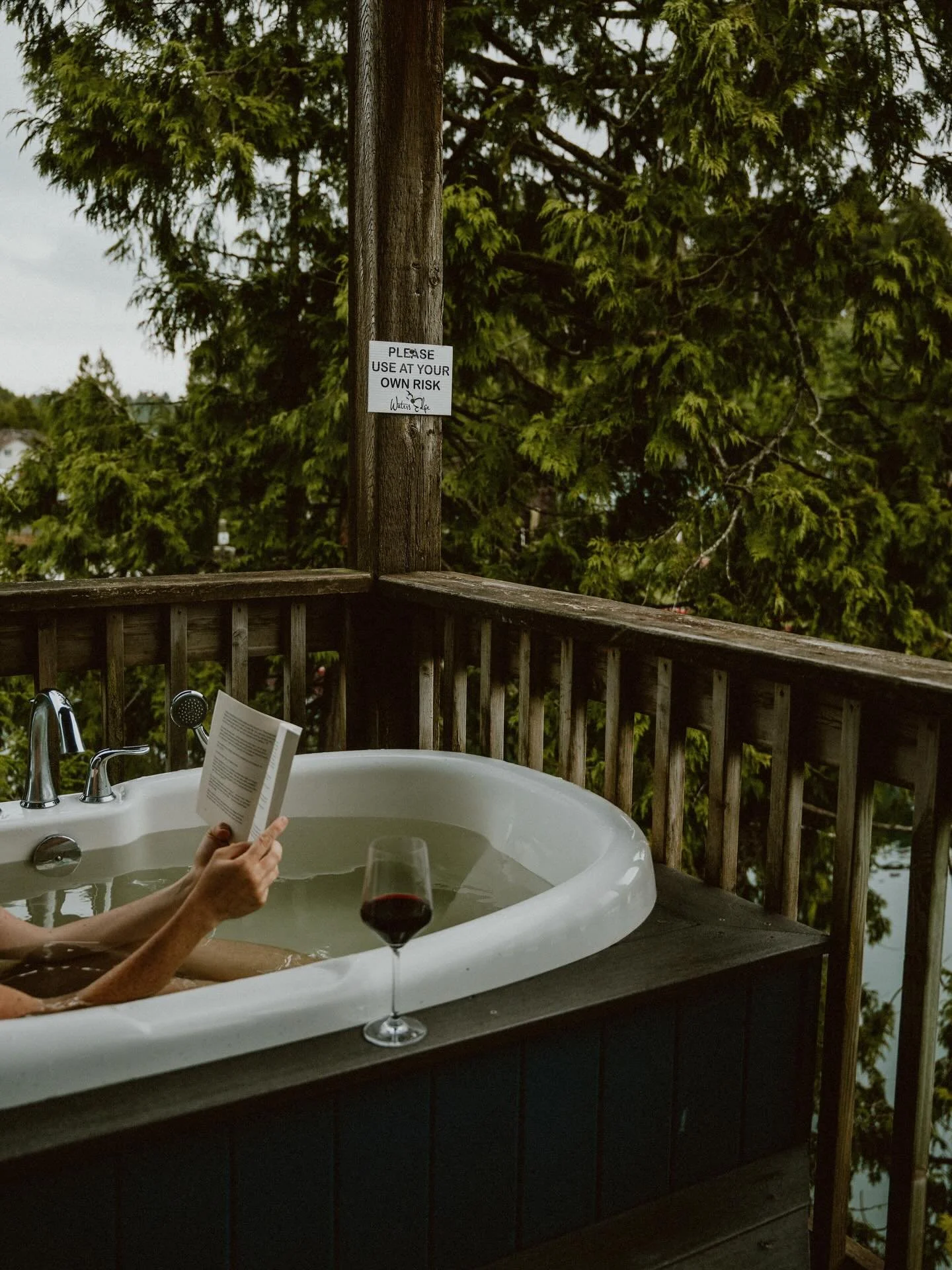 Short Term Rental Tip: Don&rsquo;t just show pics of the inside of your property. Give some context. people generally book a Airbnb or hotel for the location. Show them WHERE they&rsquo;ll be staying. How close is your property to the places in the a