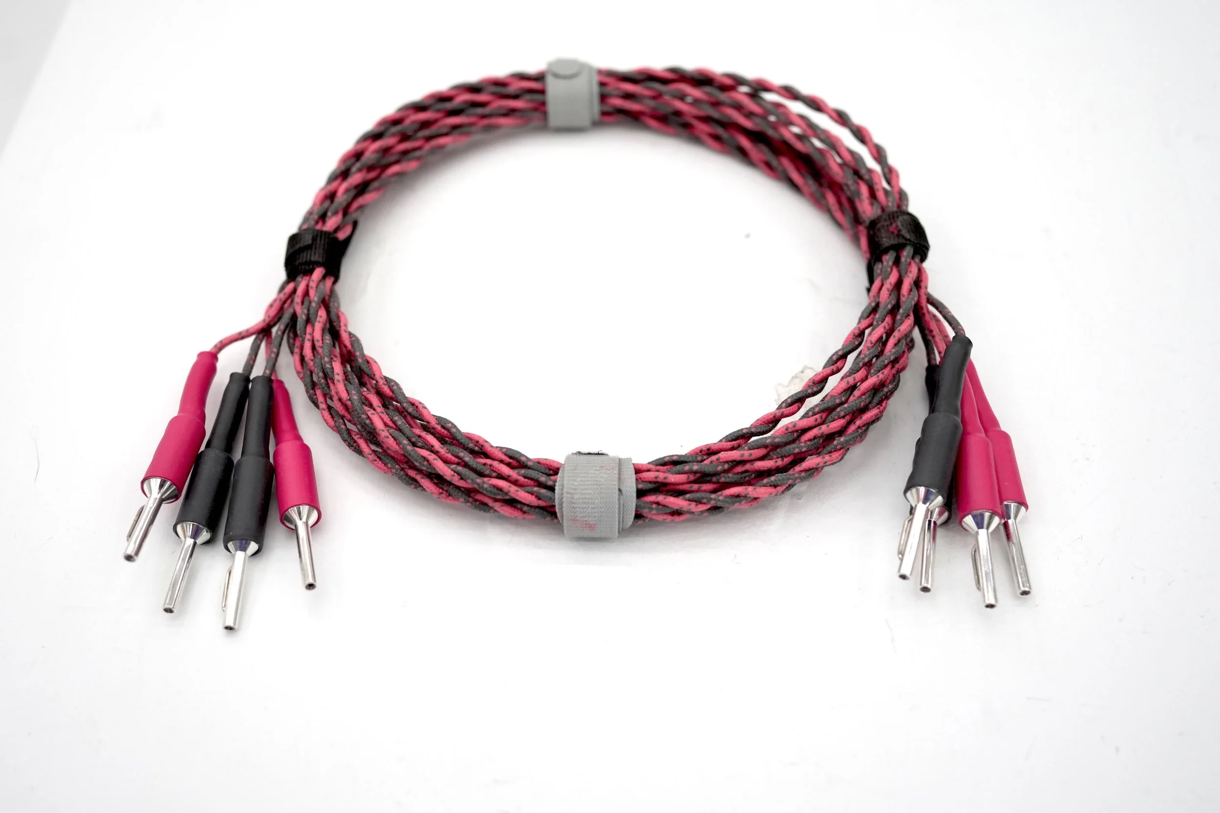 Speaker cable pair/ 8ft