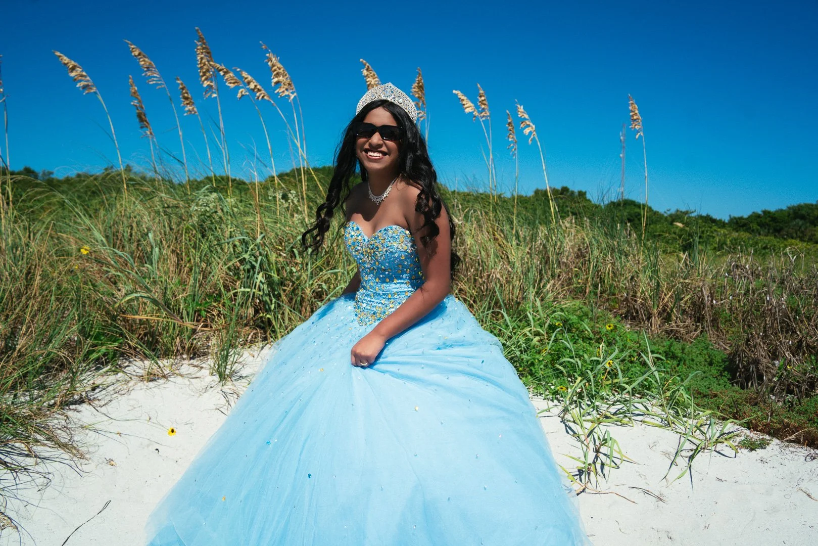 Bella_QuincePhotoshoot_20260926_09127.jpg