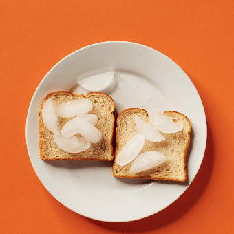 BC18S06_180423_BOAStudentChecking_IceSandwich_V02_SC.gif