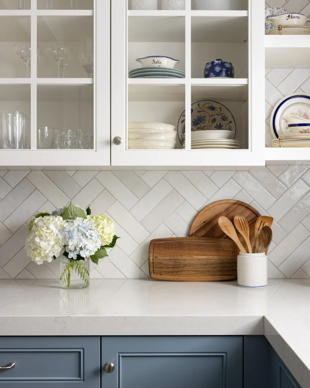 Clean, crisp lines paired with classic details and shaker style doors make the East End kitchen so much more than a utilitarian space.⁠
⁠
For this project, we&rsquo;re prioritizing function and ease of use while keeping things refined and elegant. L-