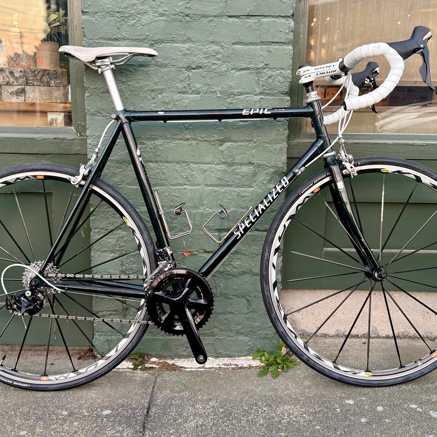 This is a special build for Dave:

In the mid 1990s, Dave began working at Metro bicycles in New York City. He didn't have a bike of his own but was allowed to borrow a 1970s Bianchi that had been abandoned in the shop. 

Eventually, Dave began train