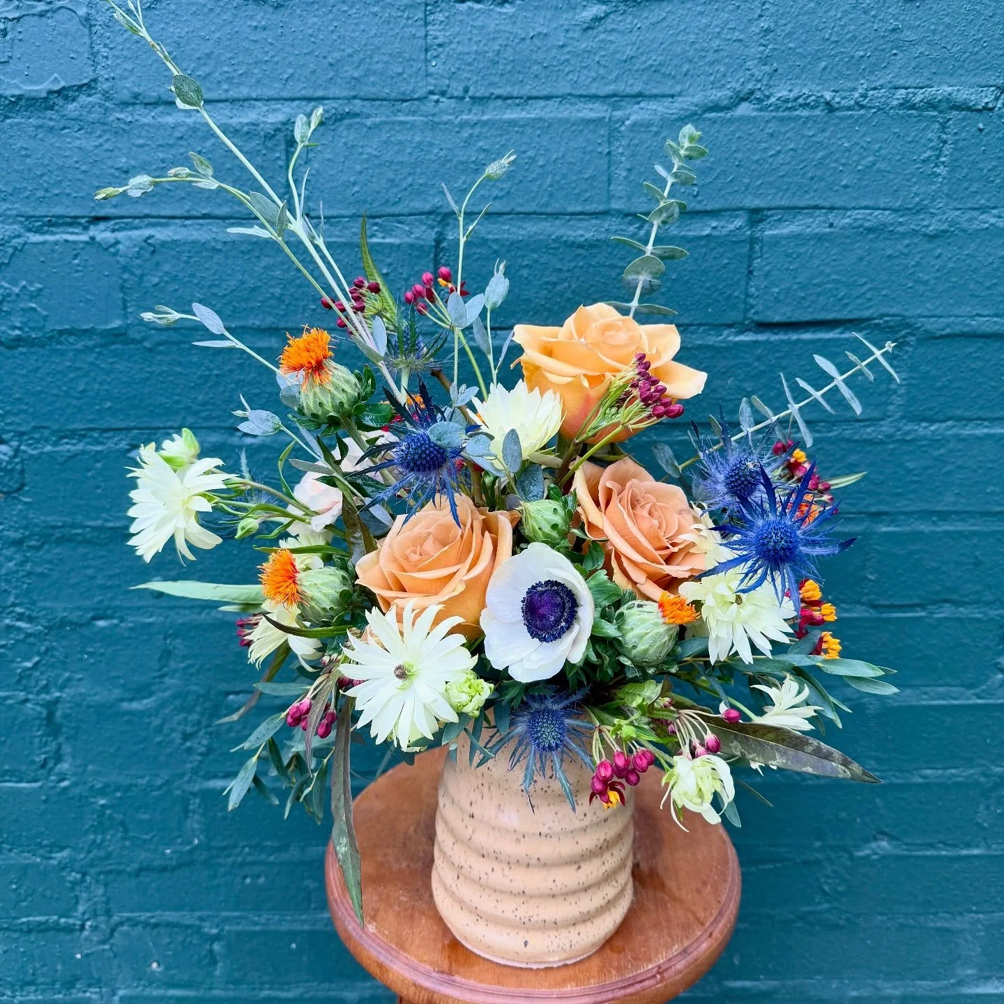 Custom arrangement to welcome our new nephew @littleyellowdoor ft. a handmade pottery vase by @redbud_studios 🥰🤌🏼 flowers in handmade pottery is just 10/10. Every time. You can request custom pottery vases with any flower order!! It’s one of