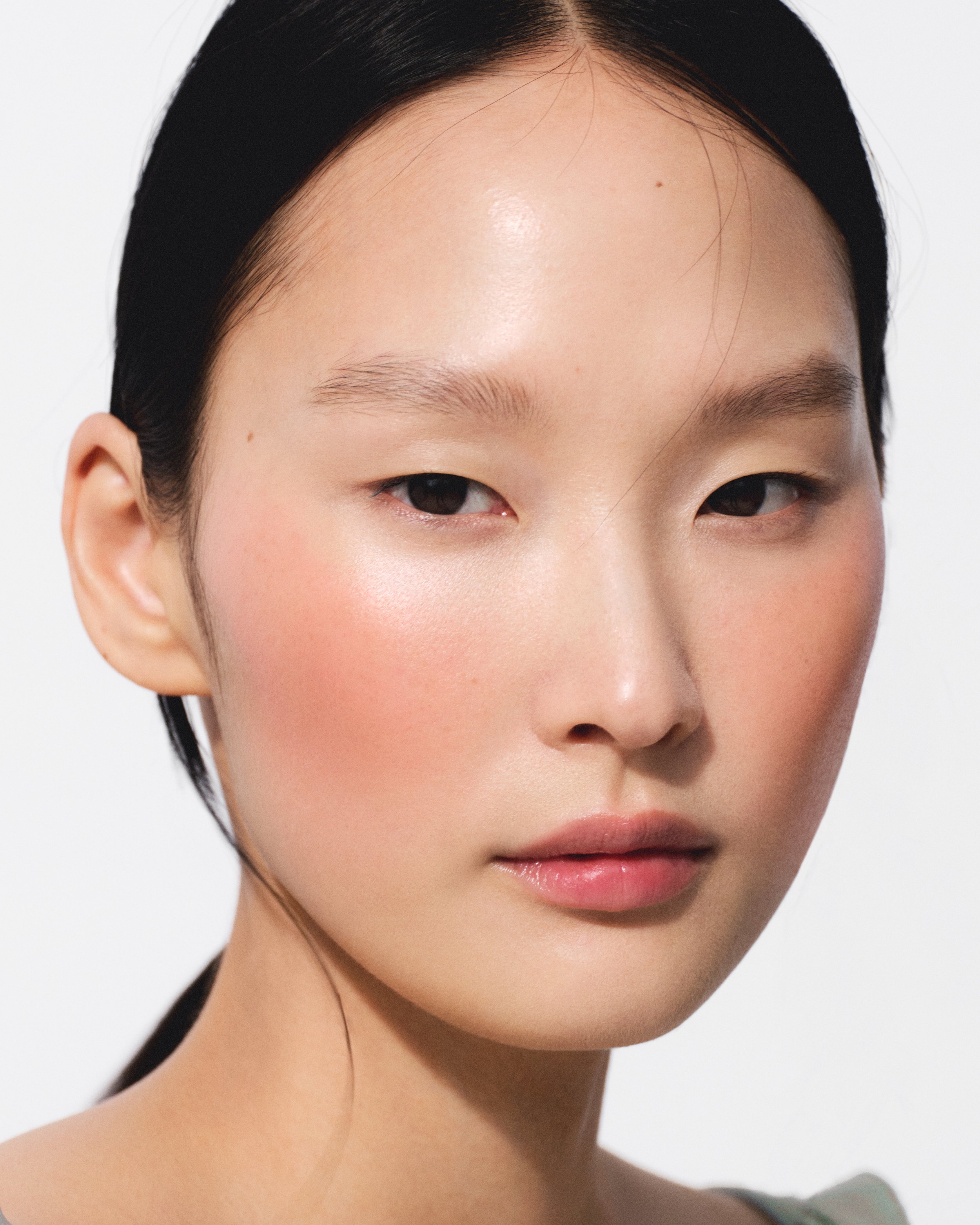 26_VBB_Beauty_Yumi_4x5.jpg