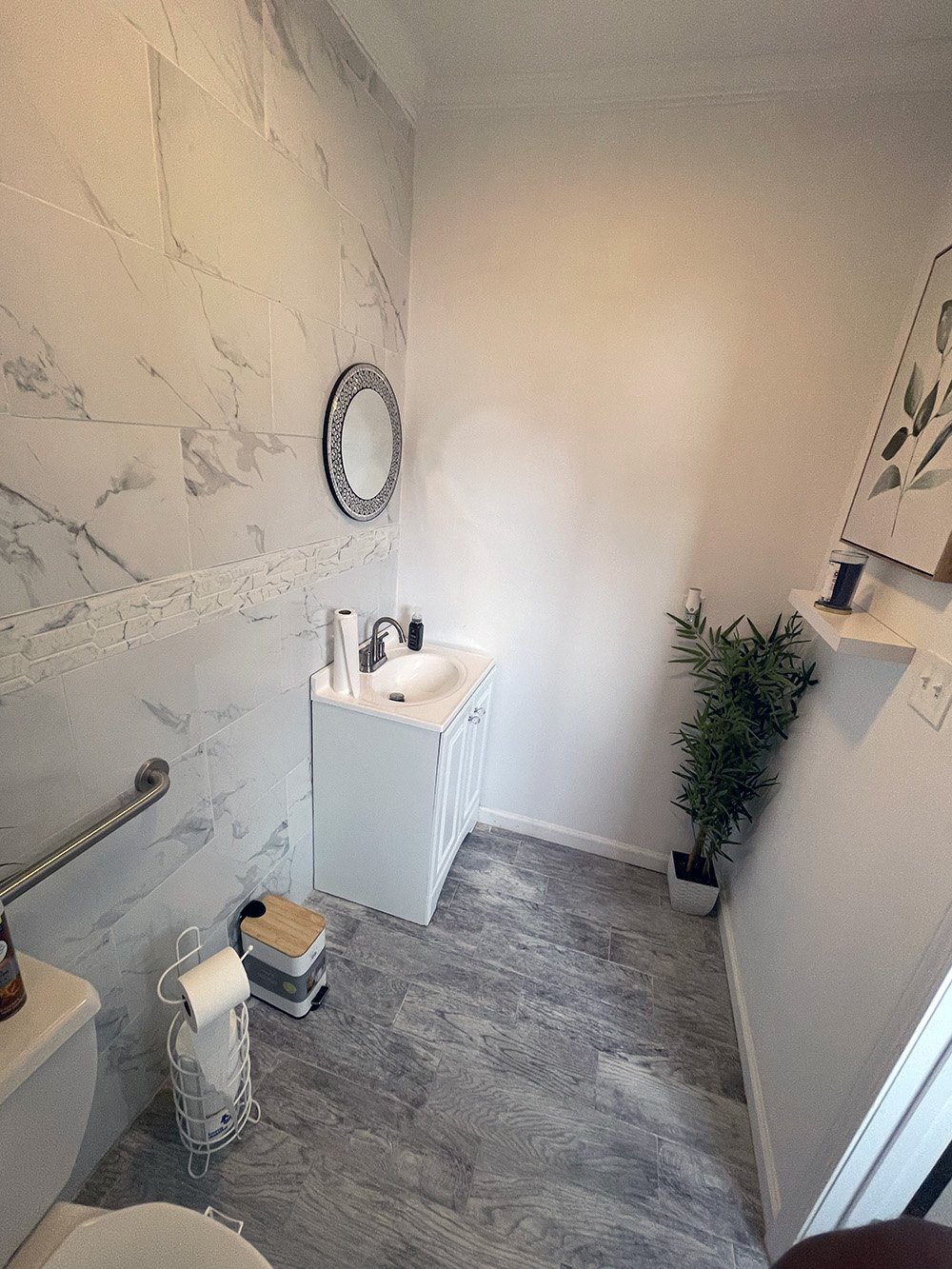 Modern and clean restroom facilities at Xperience Event, designed for guest comfort.