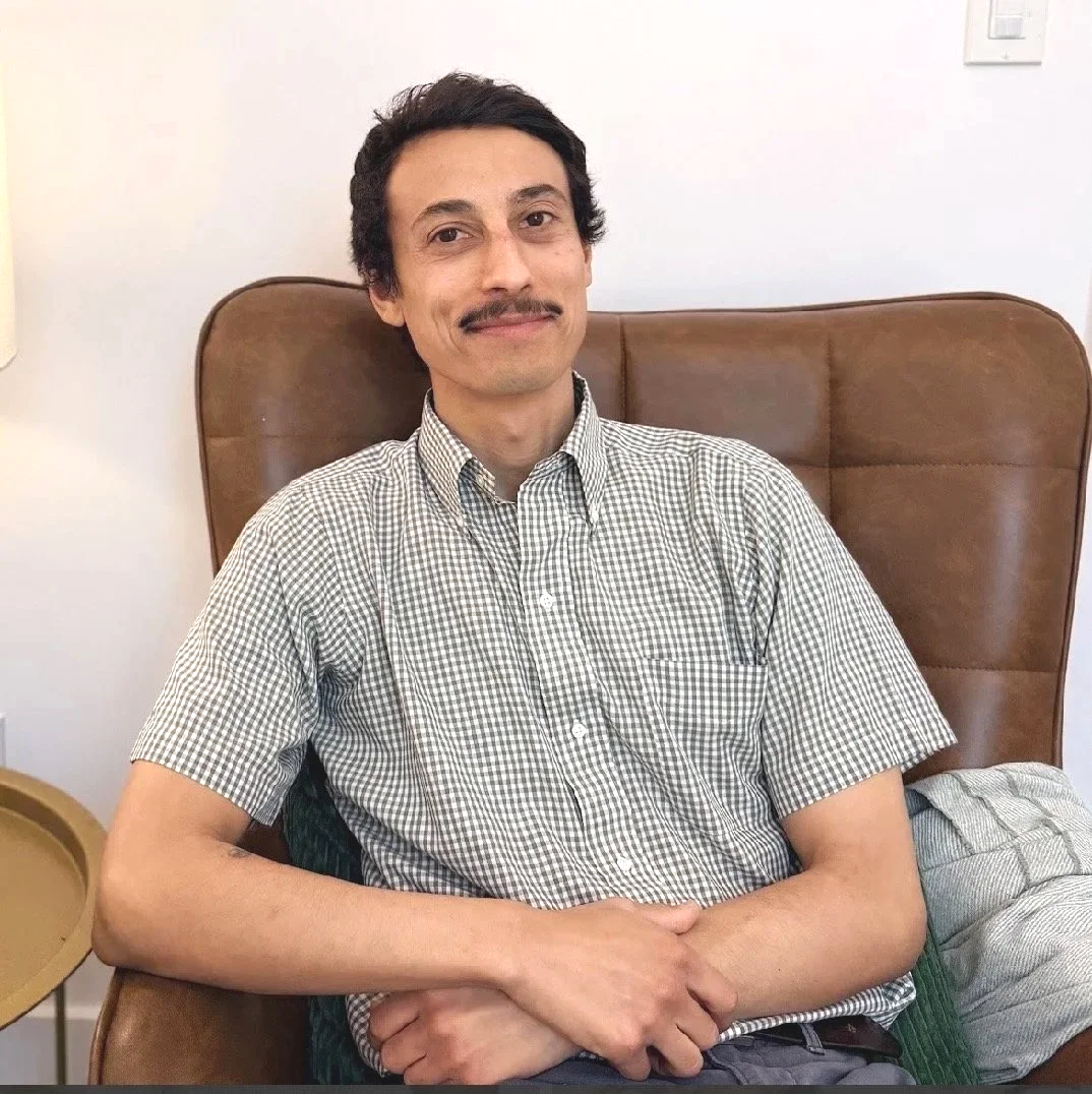 Approachable male therapist in Logan Square, Chicago