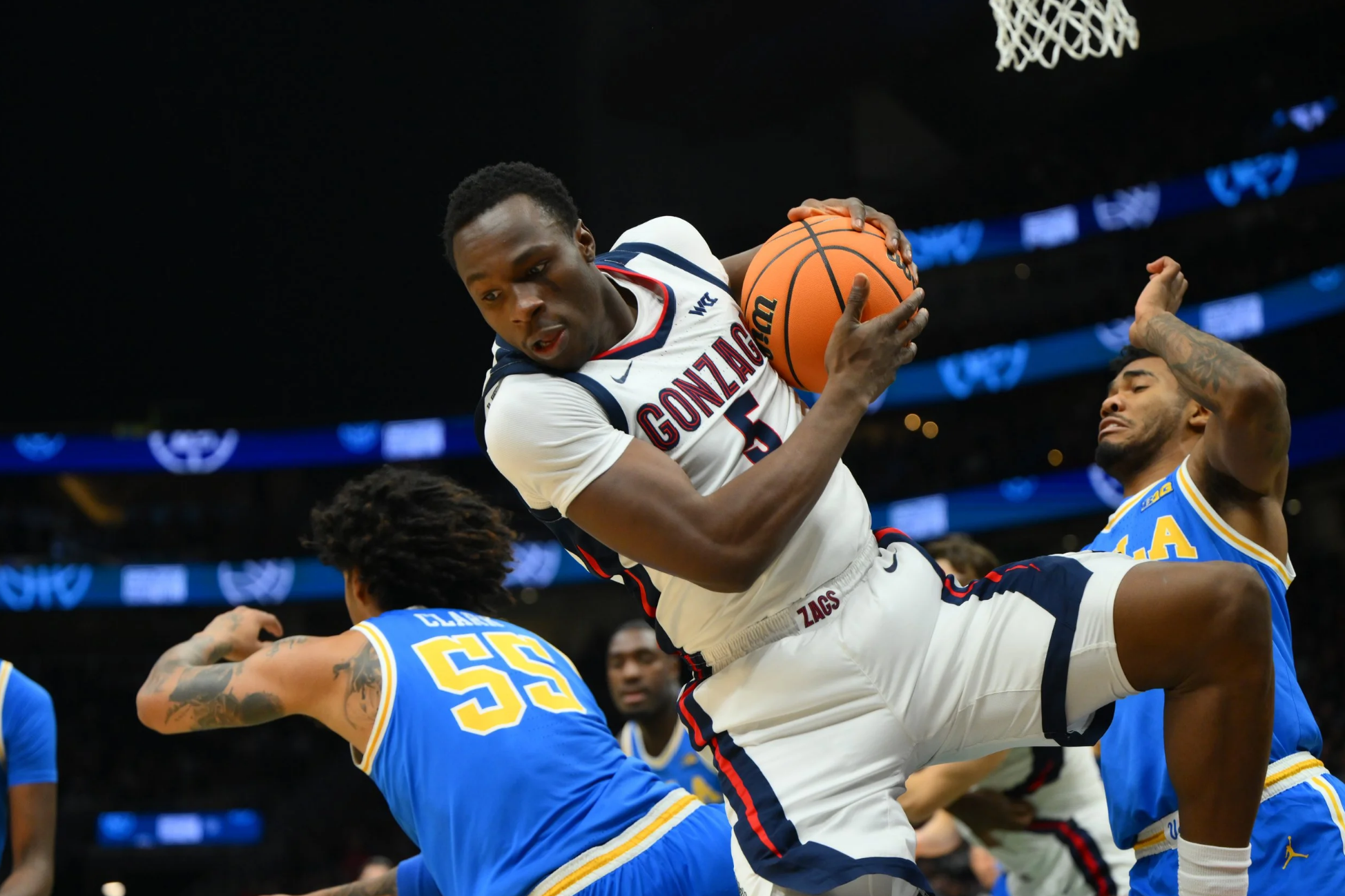 Ike and Huff Combine for 46 as Gonzaga Pulls Away from UCLA in 82-72 Win