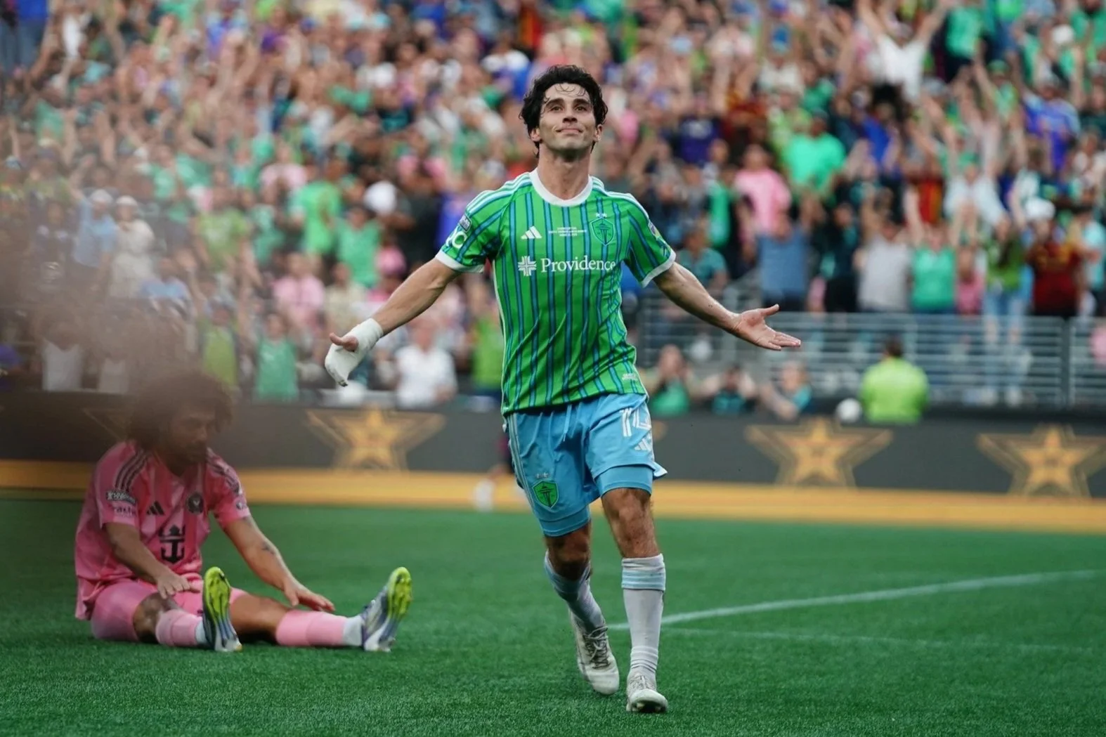 He's Back: Rothrock and Sounders Come to Unlikely Agreement; Ballard Stalwarts Join Club