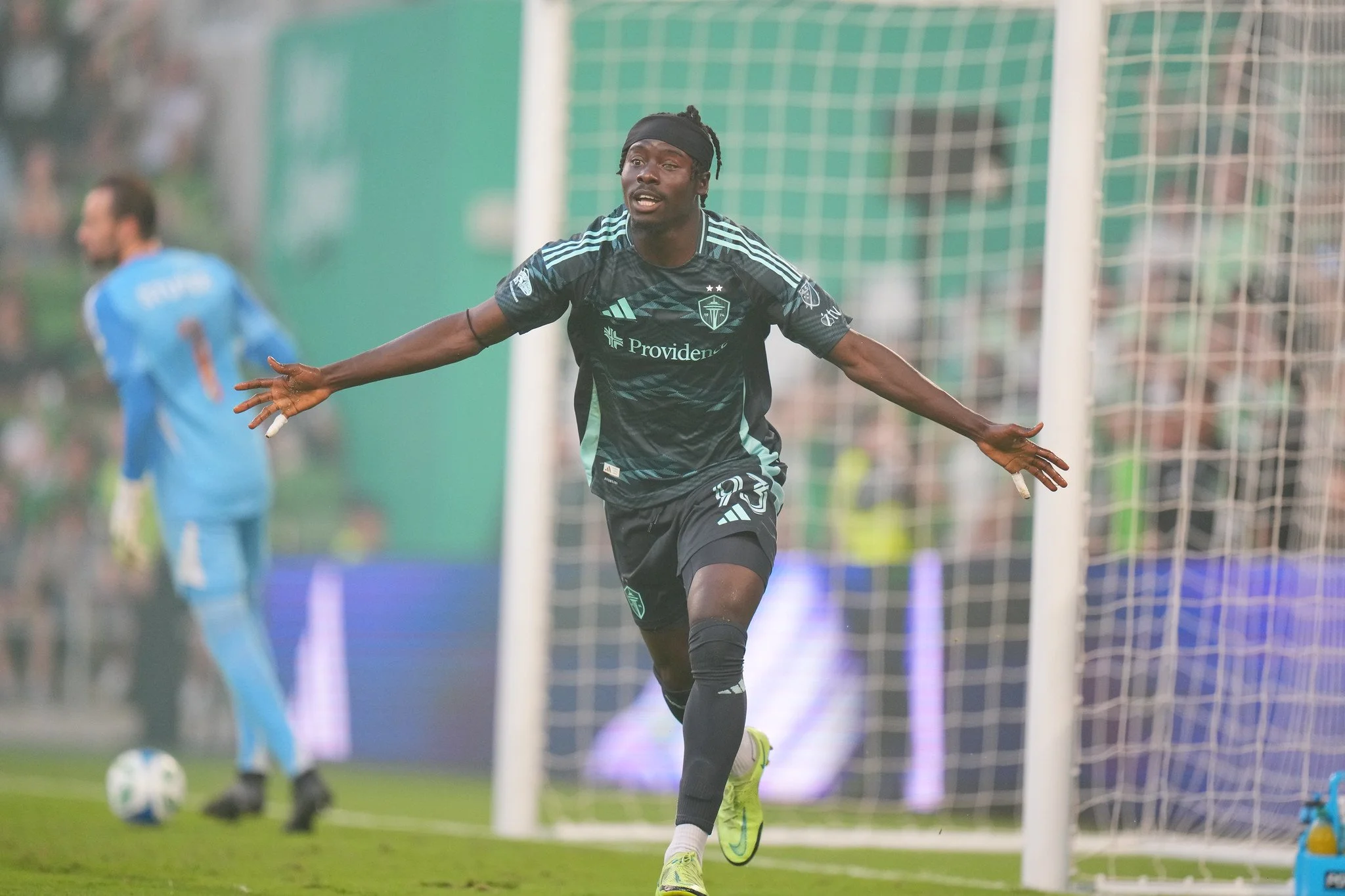 Storylines to Watch as Sounders Return to Training Monday