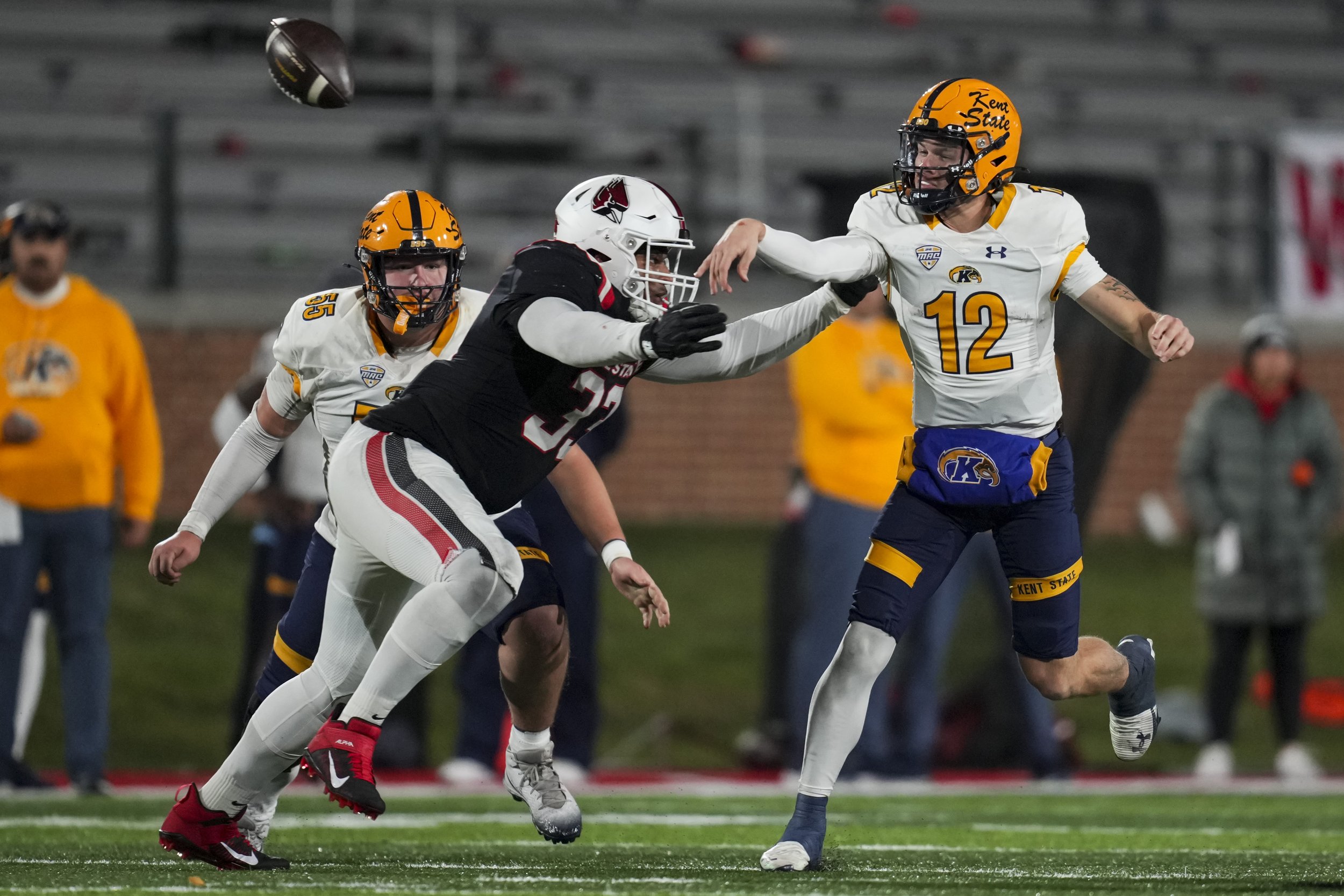 The Montlake Report: Did Huskies Do Enough Adding Talent in Transfer Portal?