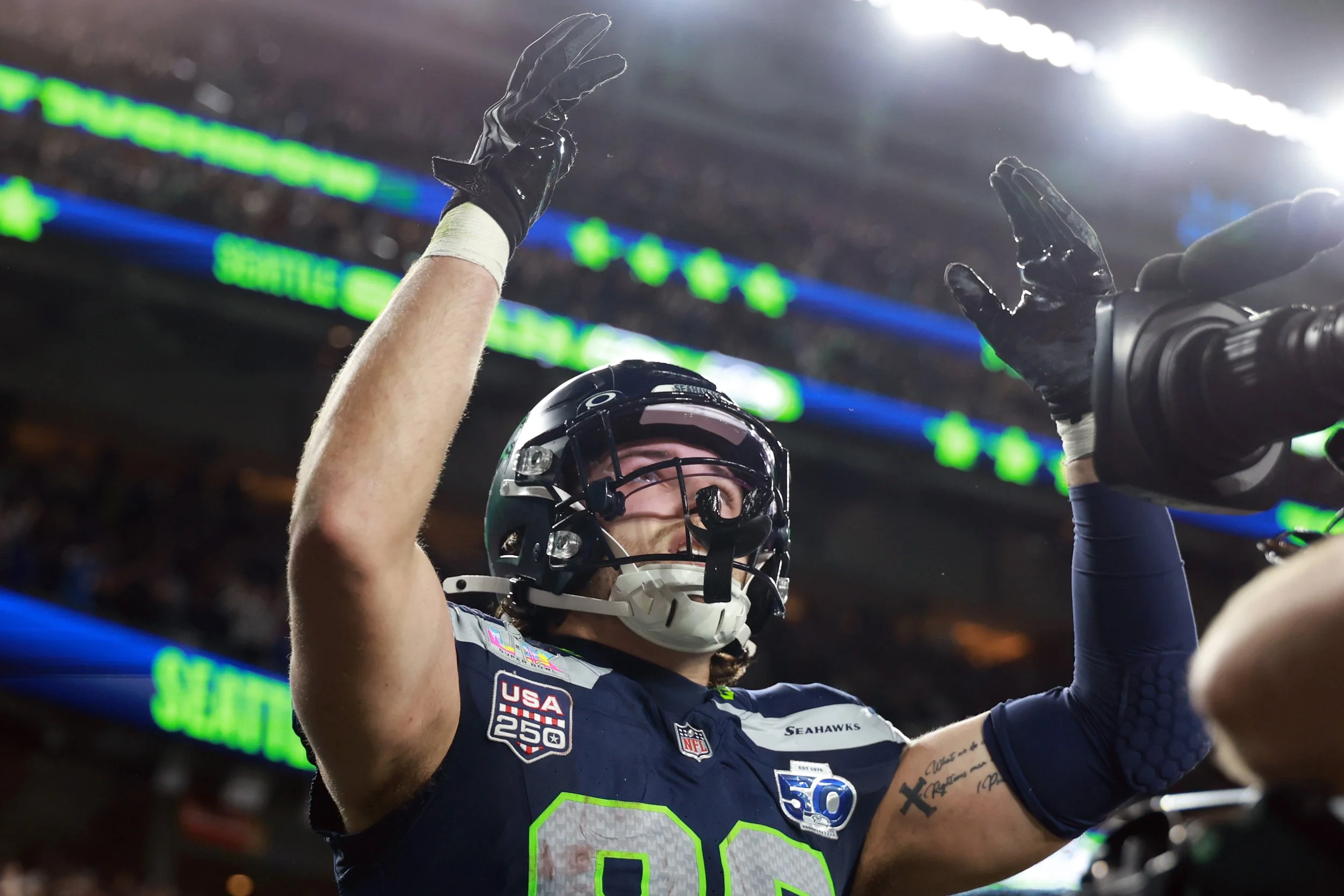 AJ Barner Takes Star Turn as Perfect ‘Seahawks’ Tight End