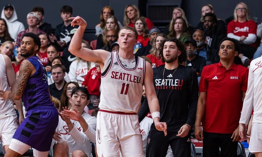 John Christofilis, Seniors Step Up in Redhawks 71-59 Win Over Pilots
