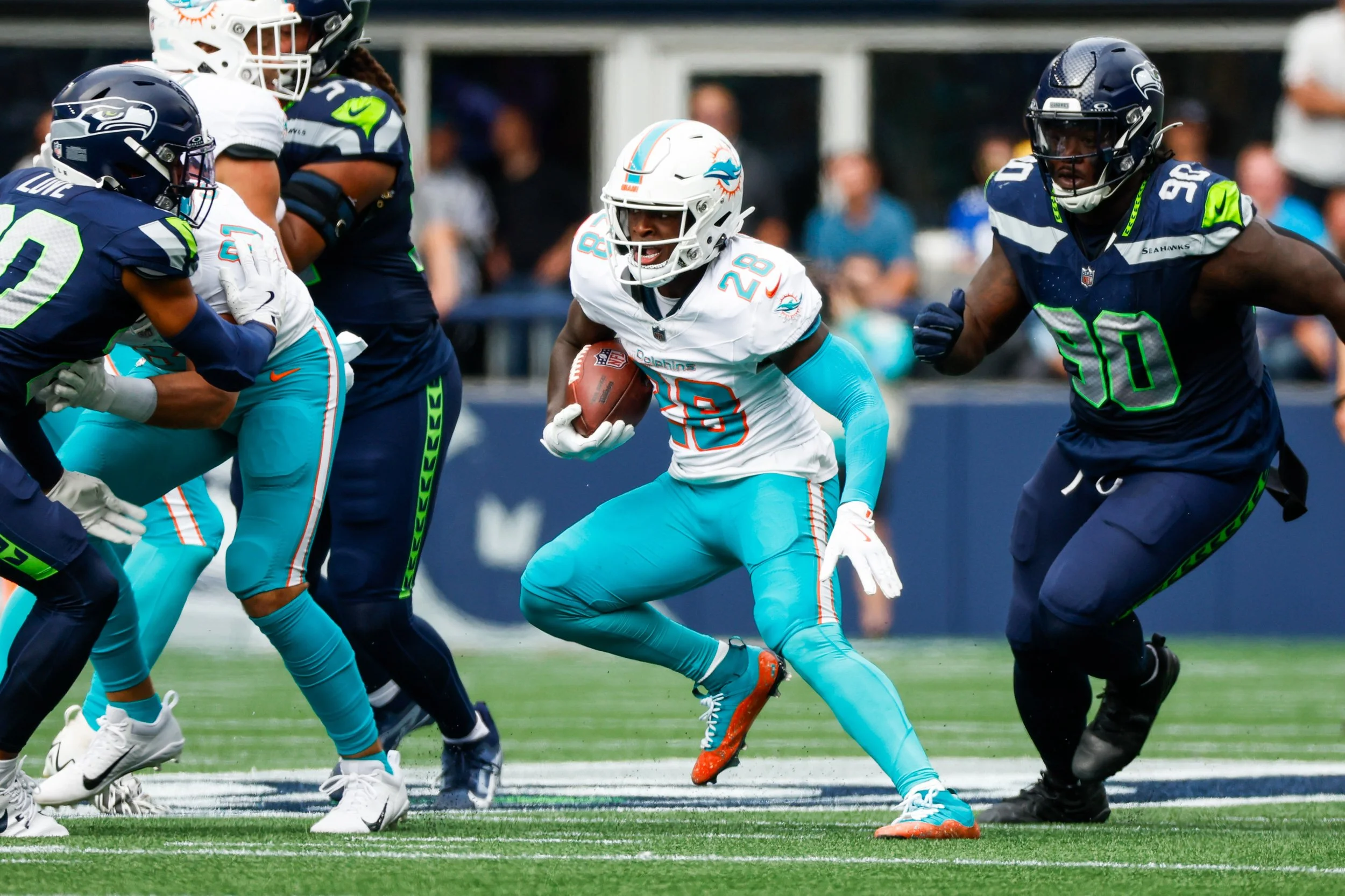 Should Seahawks Trade for a Rental Running Back?