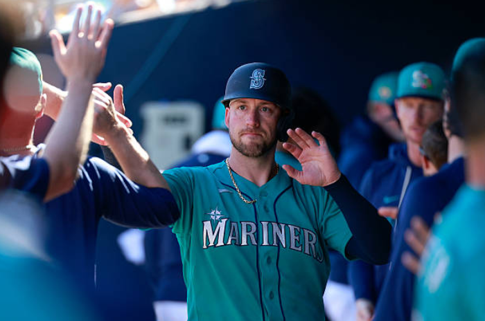 Mariners Reportedly Go with Garver for Backup Catcher; Right or Wrong Move by Dipoto?