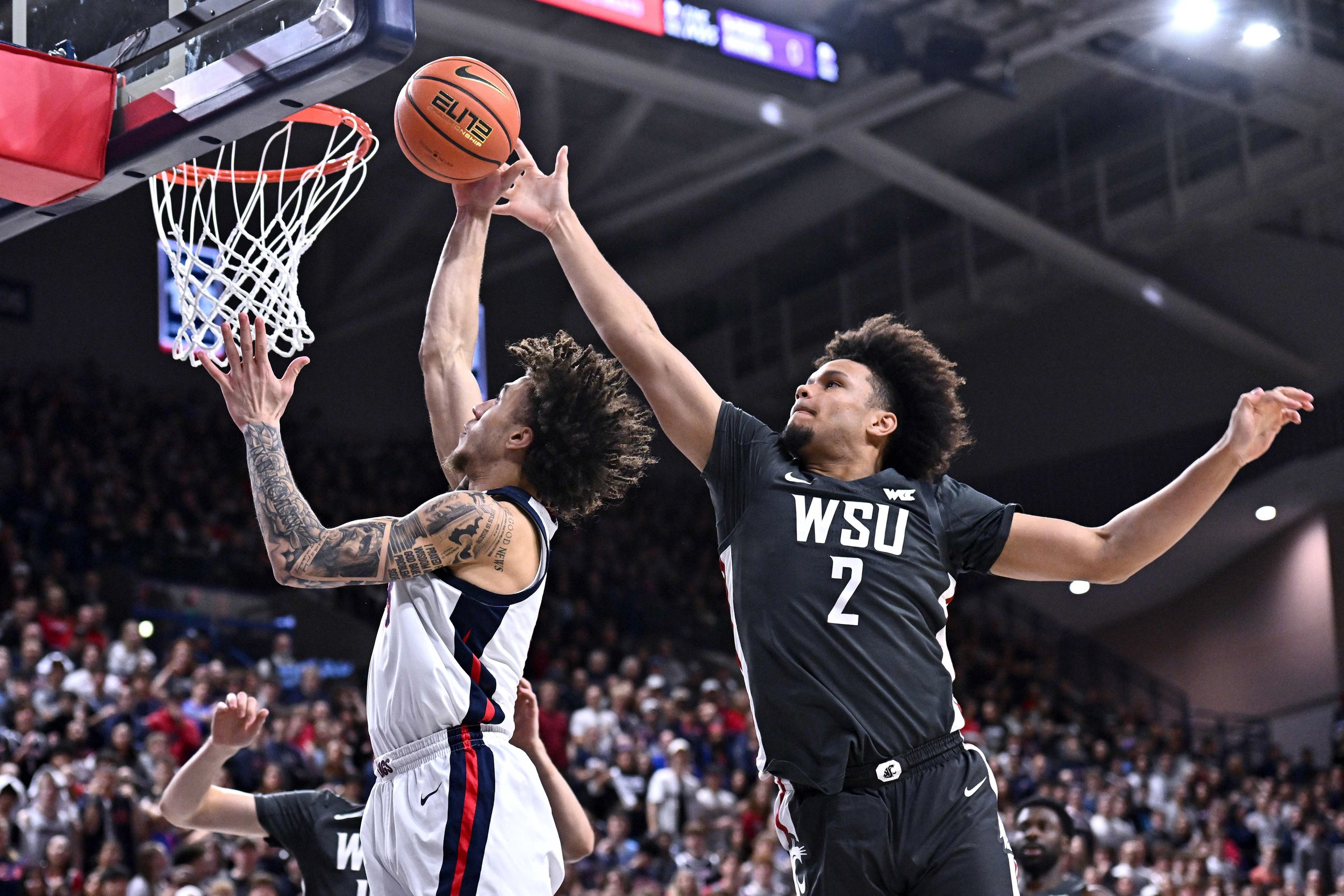 Transfer Portal Strikes Early for Washington State Cougars